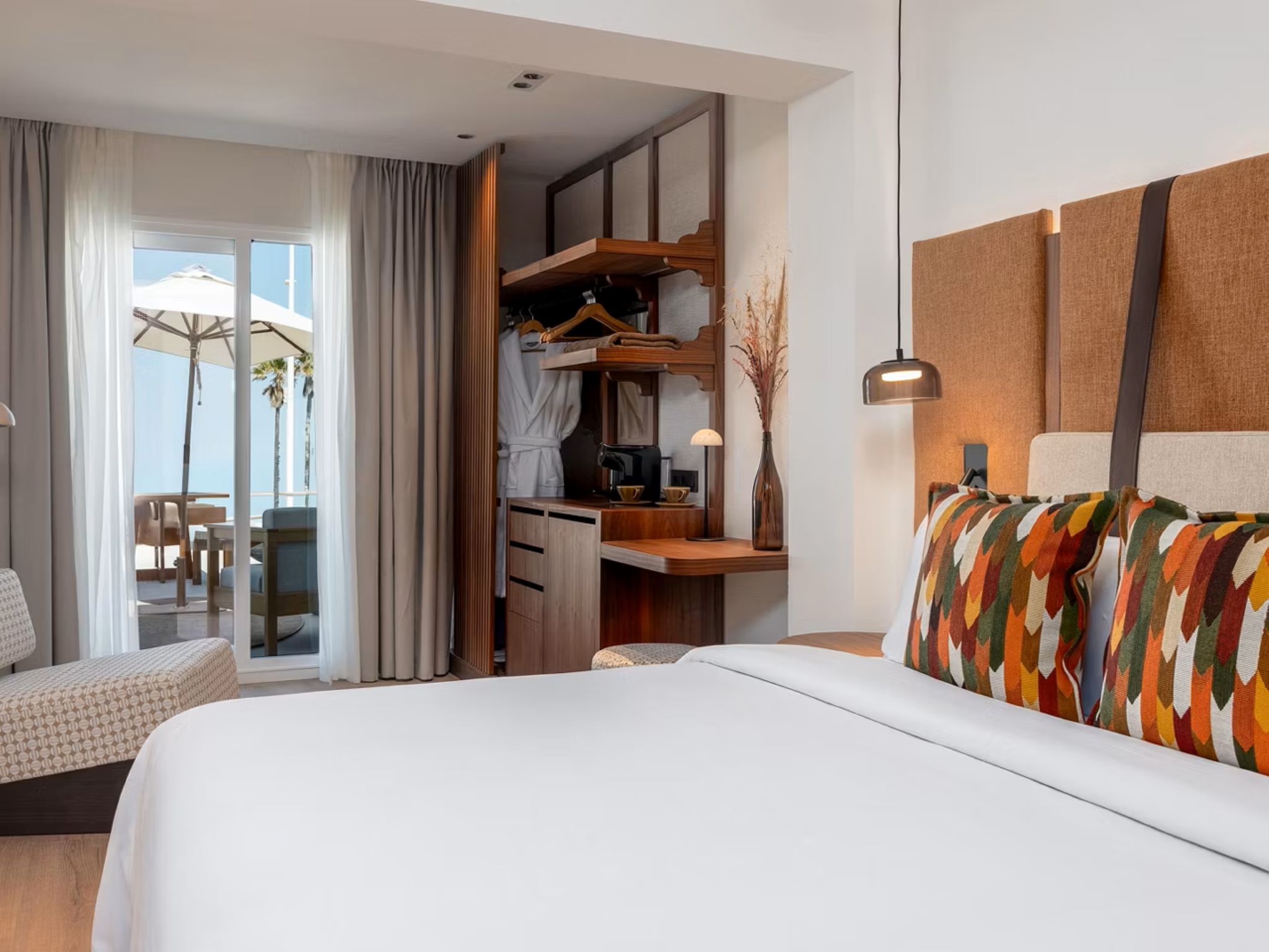 Double Premium Queen Bed