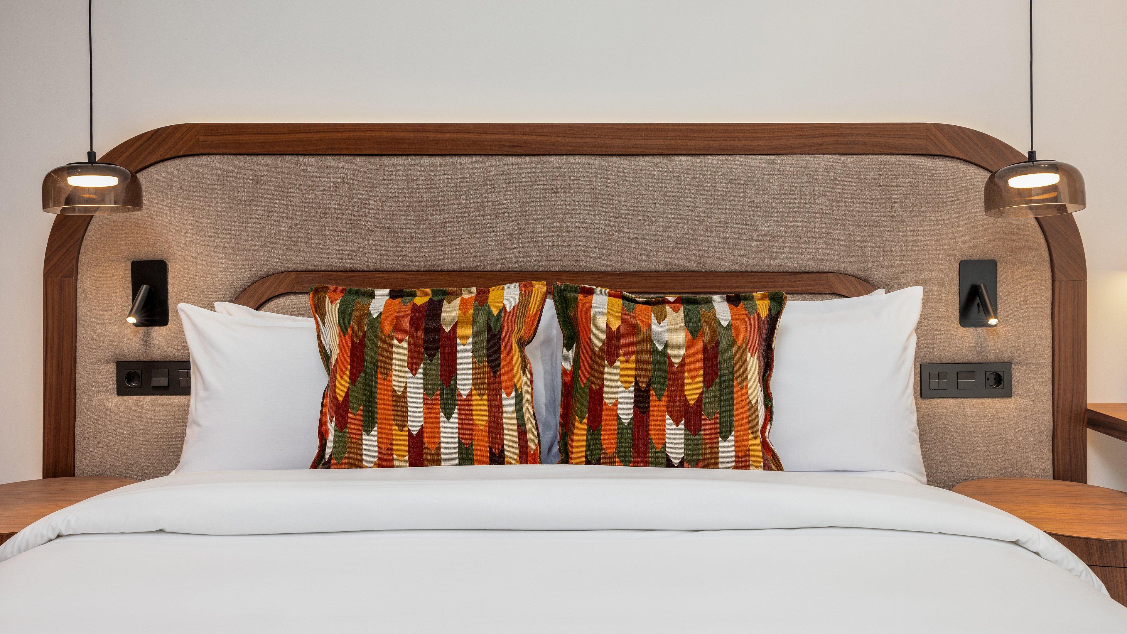 Double Queen Size Bed