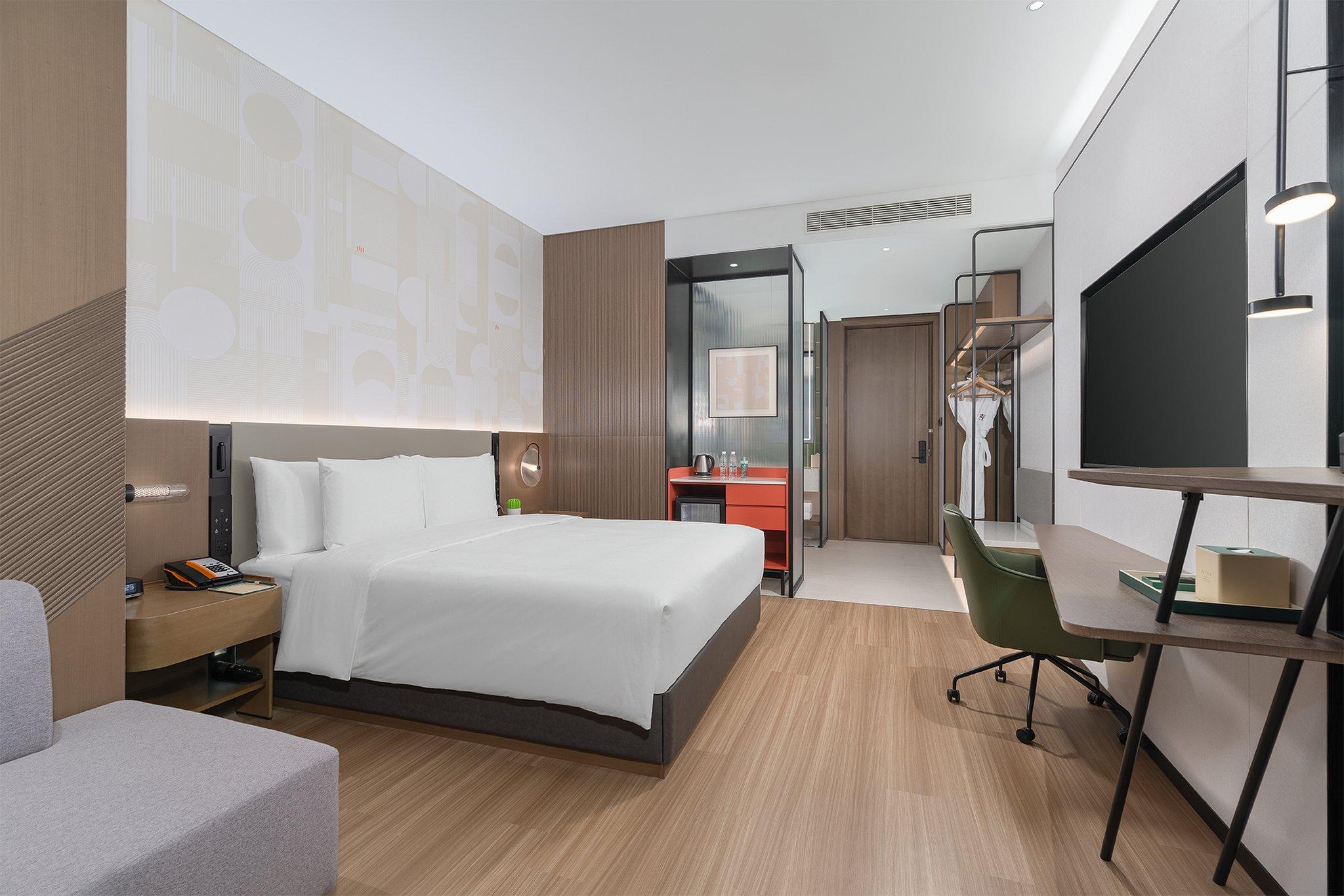 Double King Size Bed