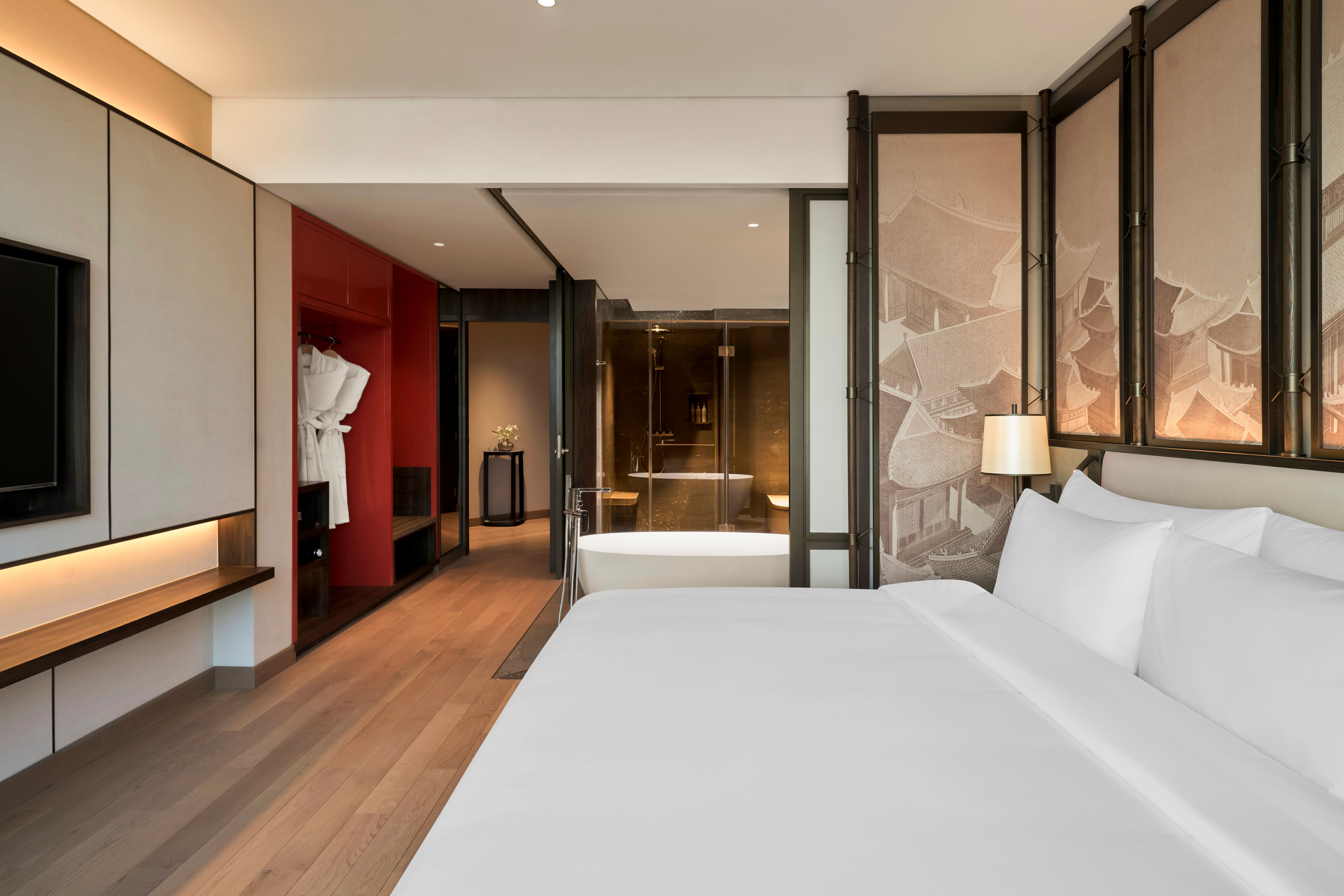 Suite King Bed One Bedroom 