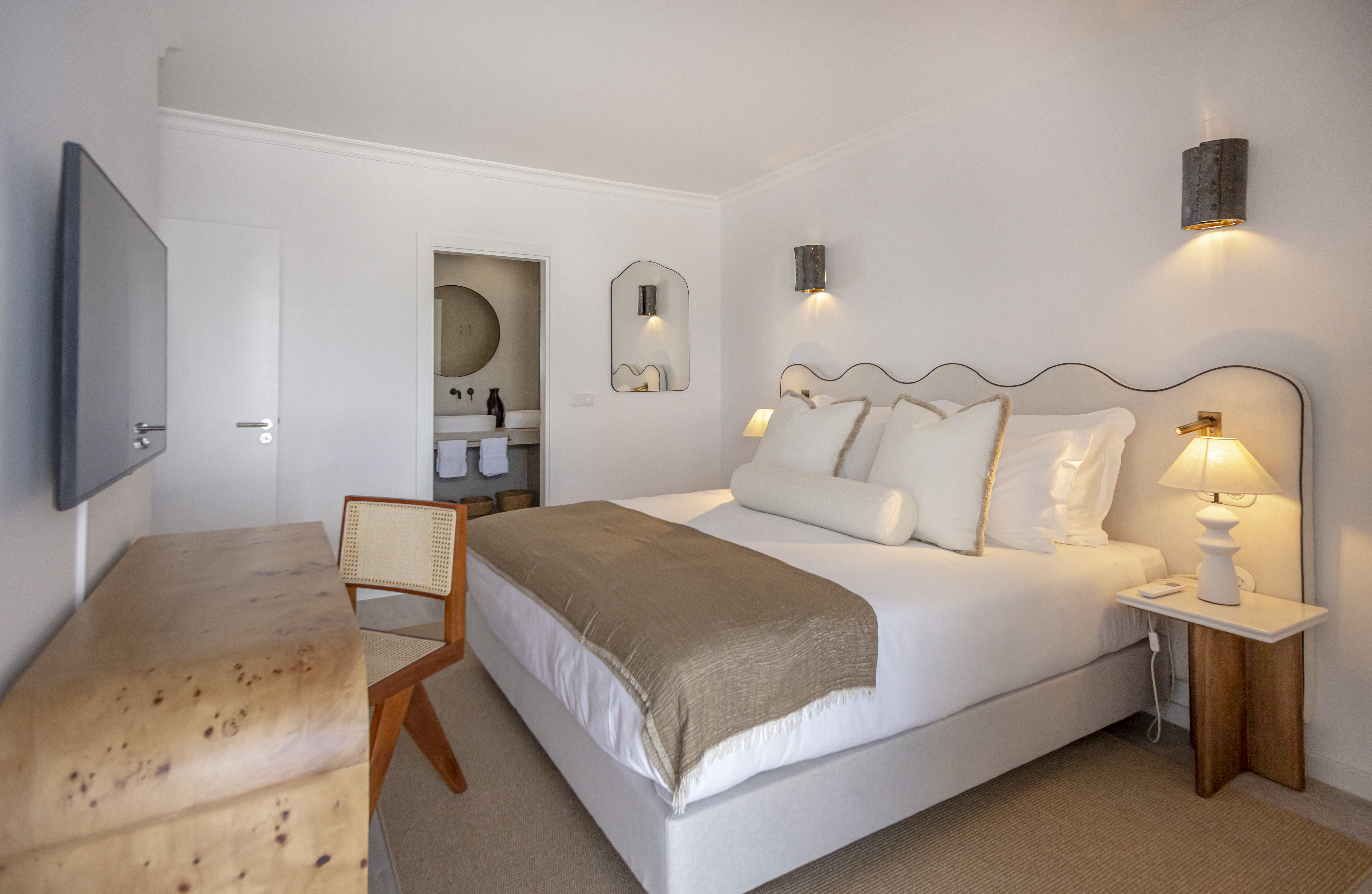 Villa Two Bedrooms with Views