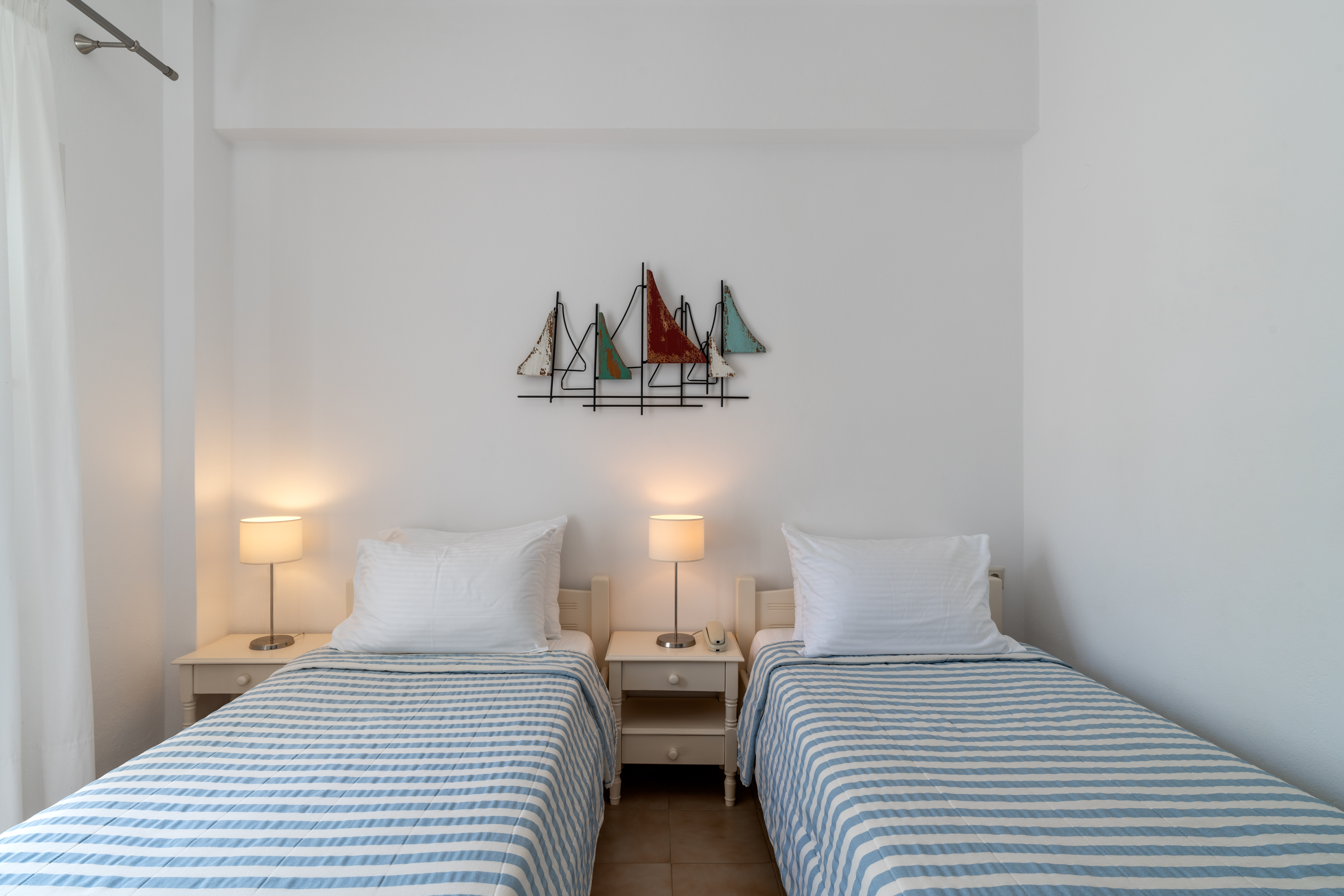 Double or Twin One Bed