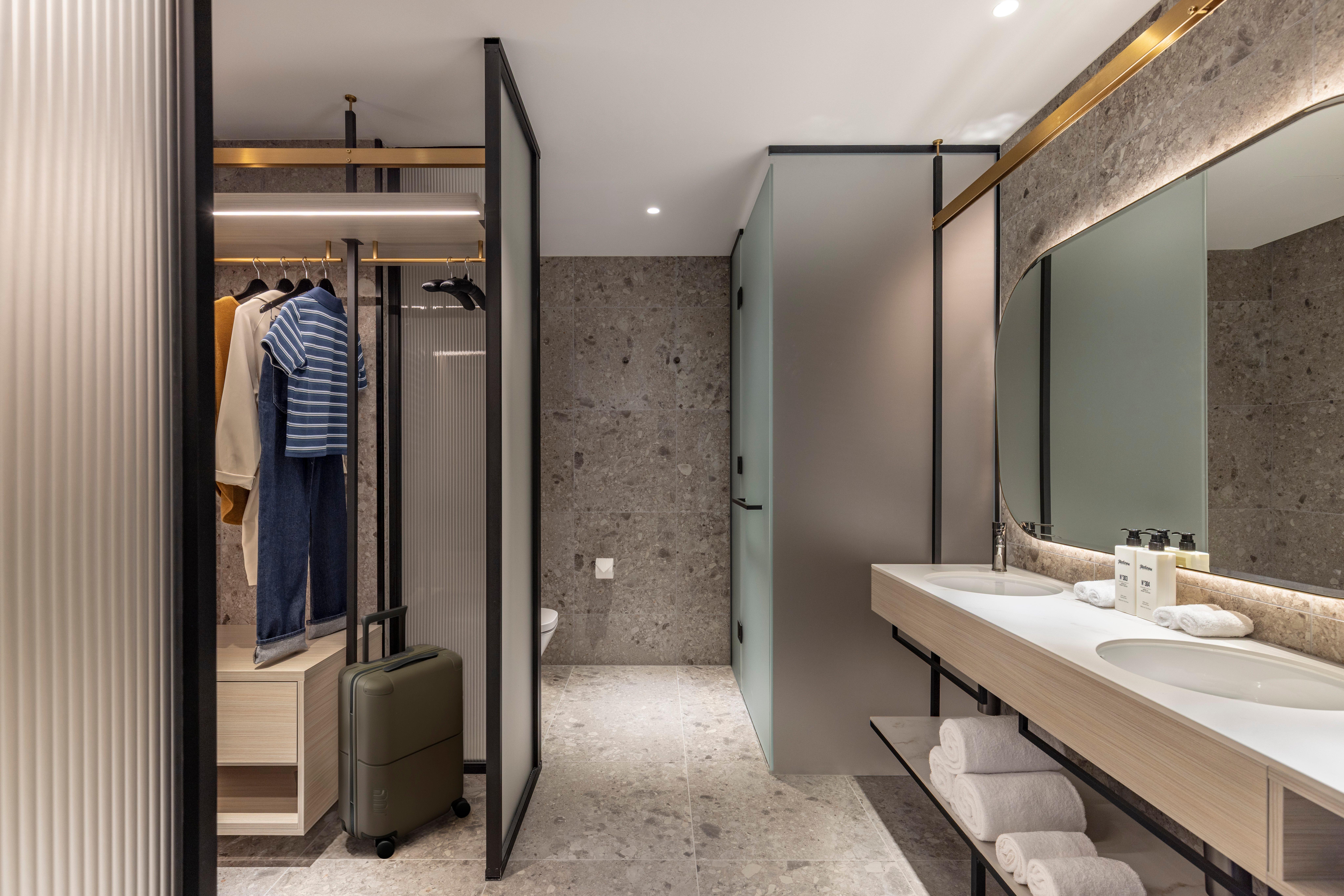 Double Premium City View