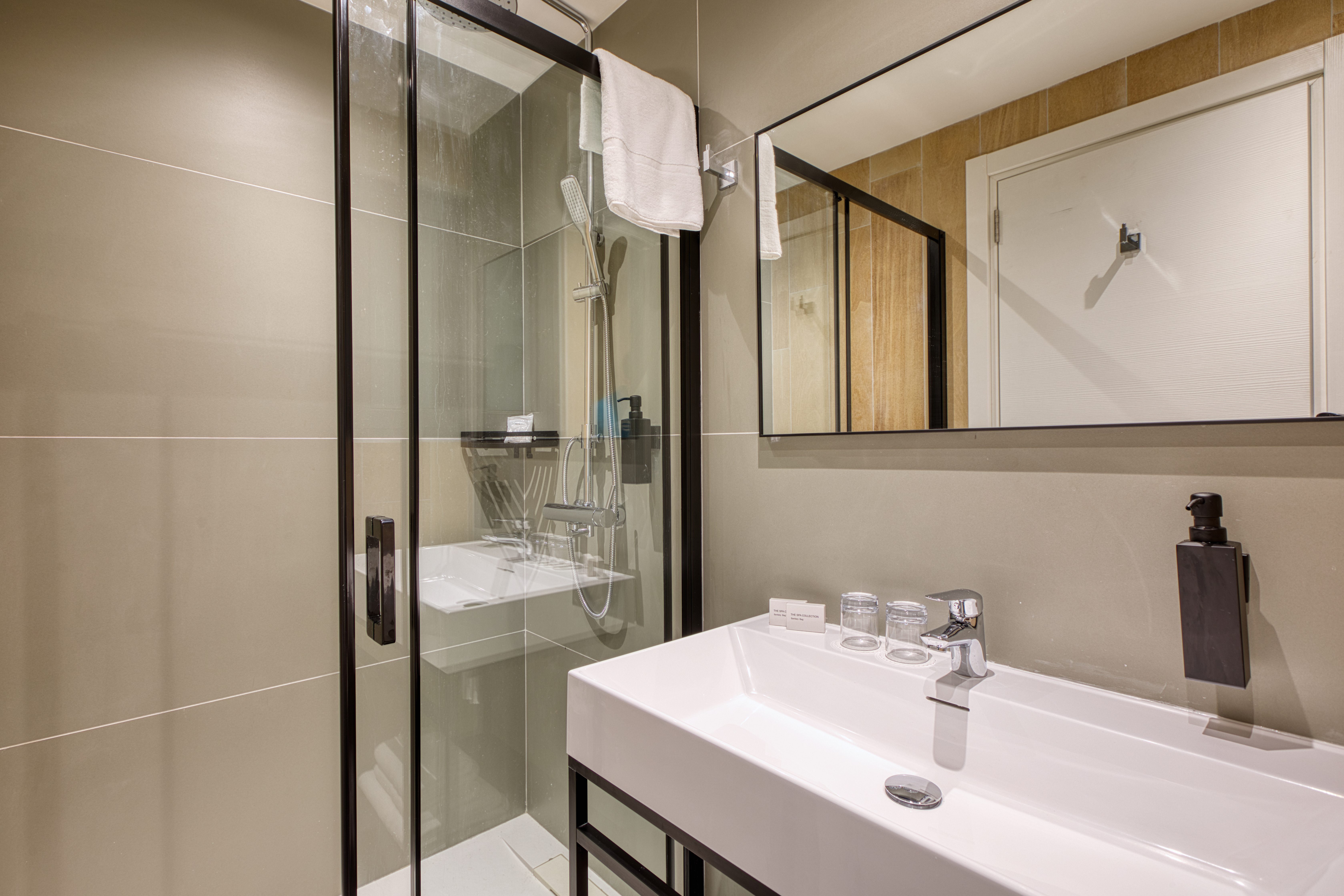 Double or Twin Superior