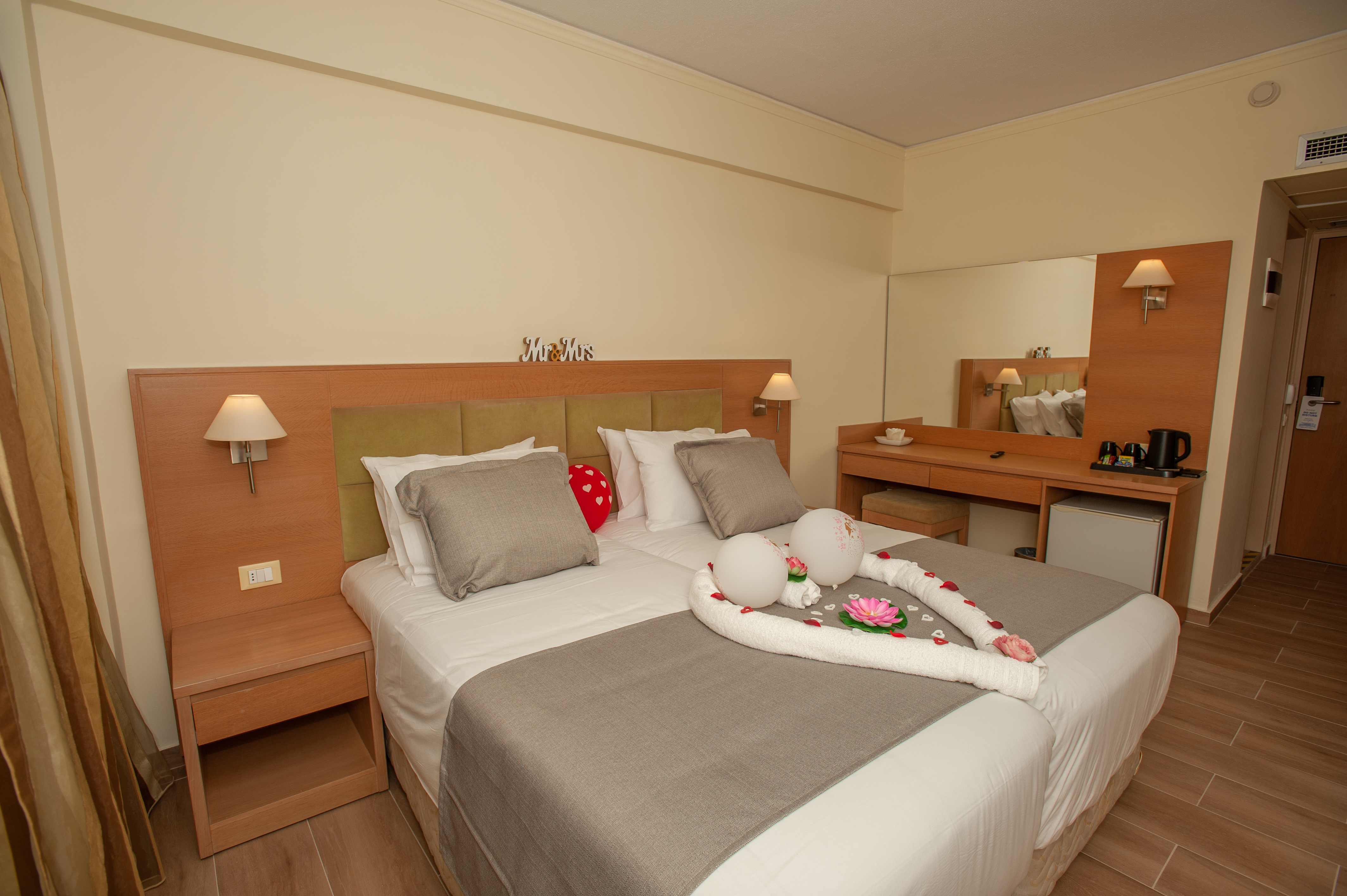 Double or Twin Standard