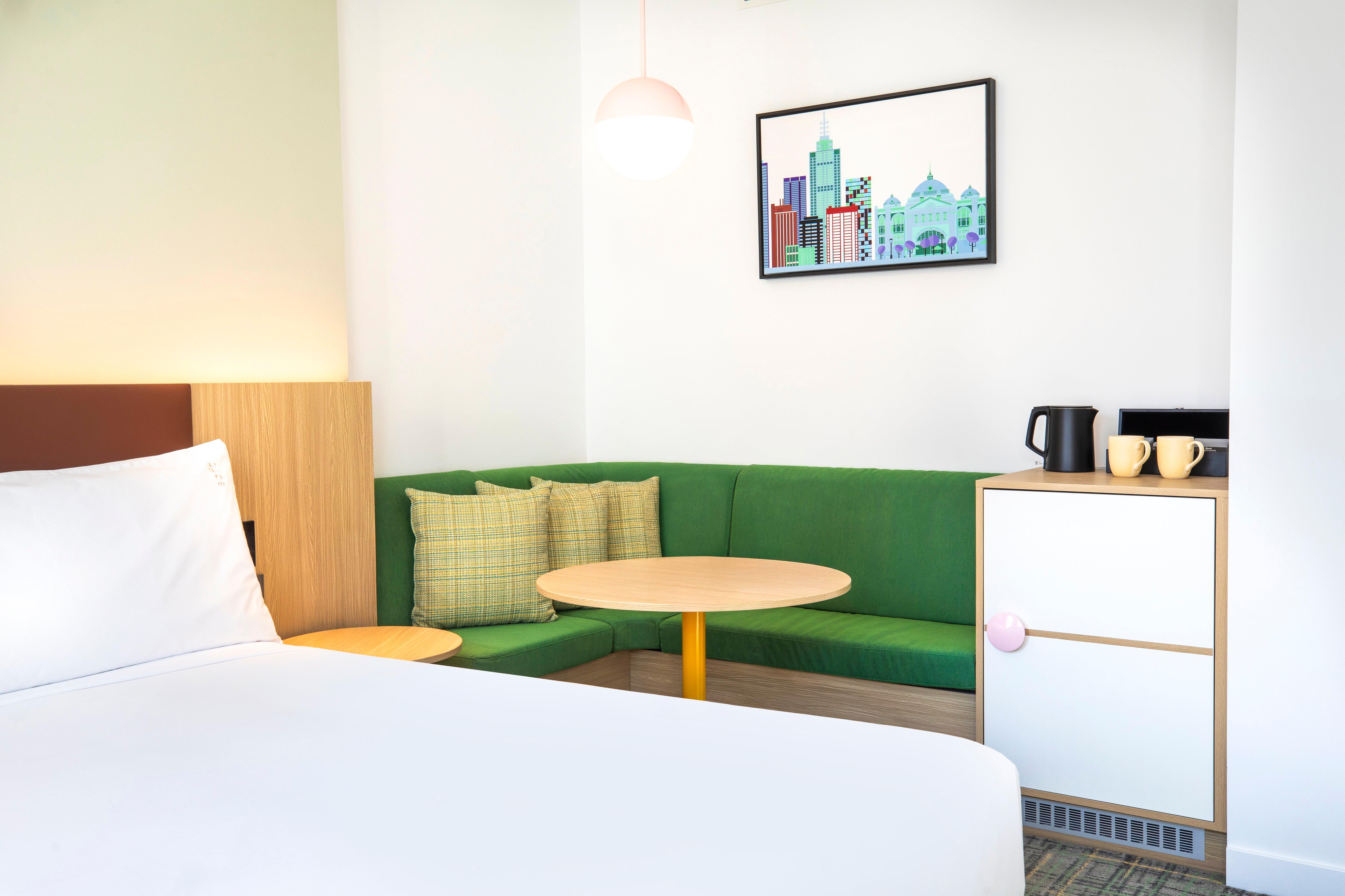 Suite City View King Bed