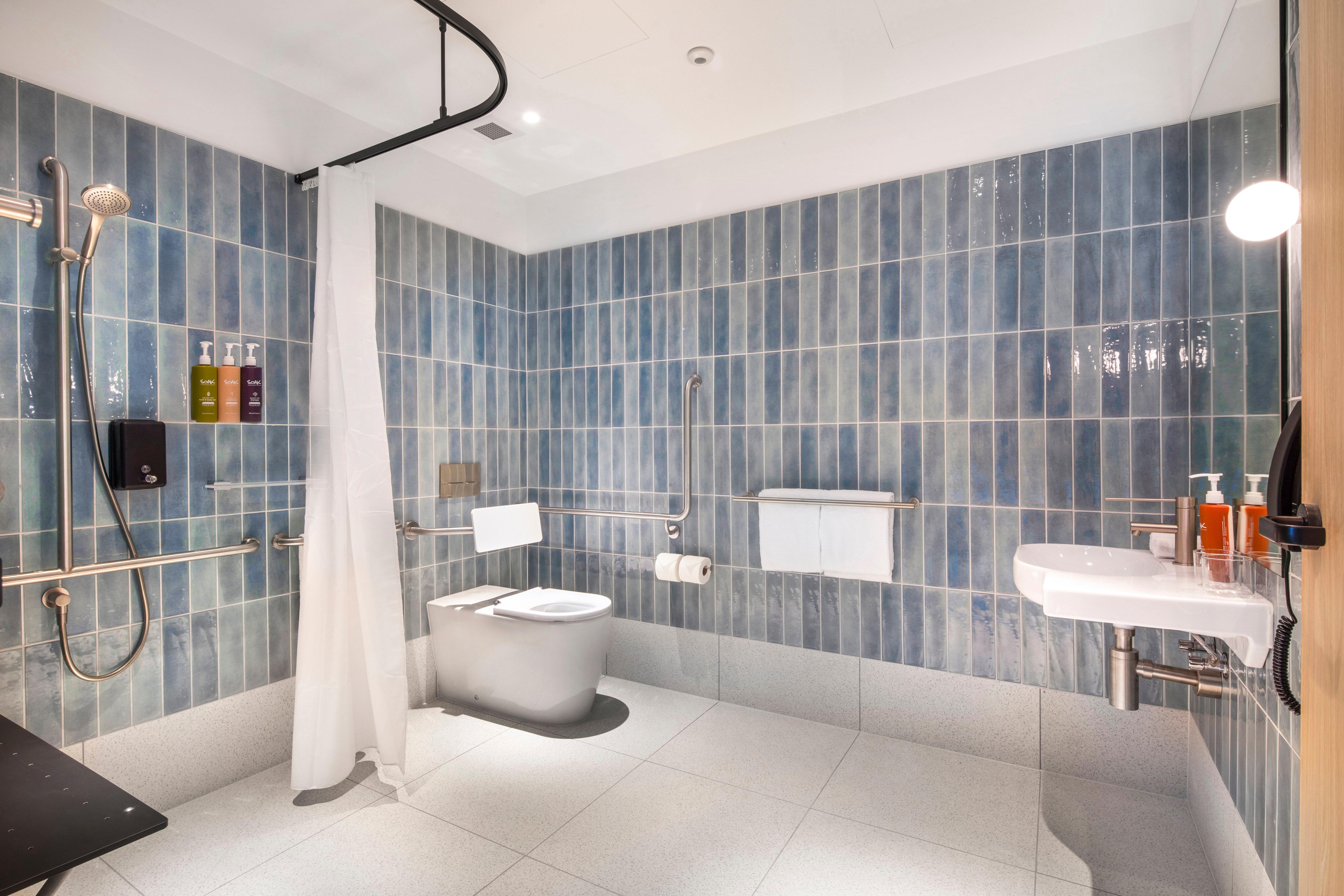 Double Accessible King Size Bed