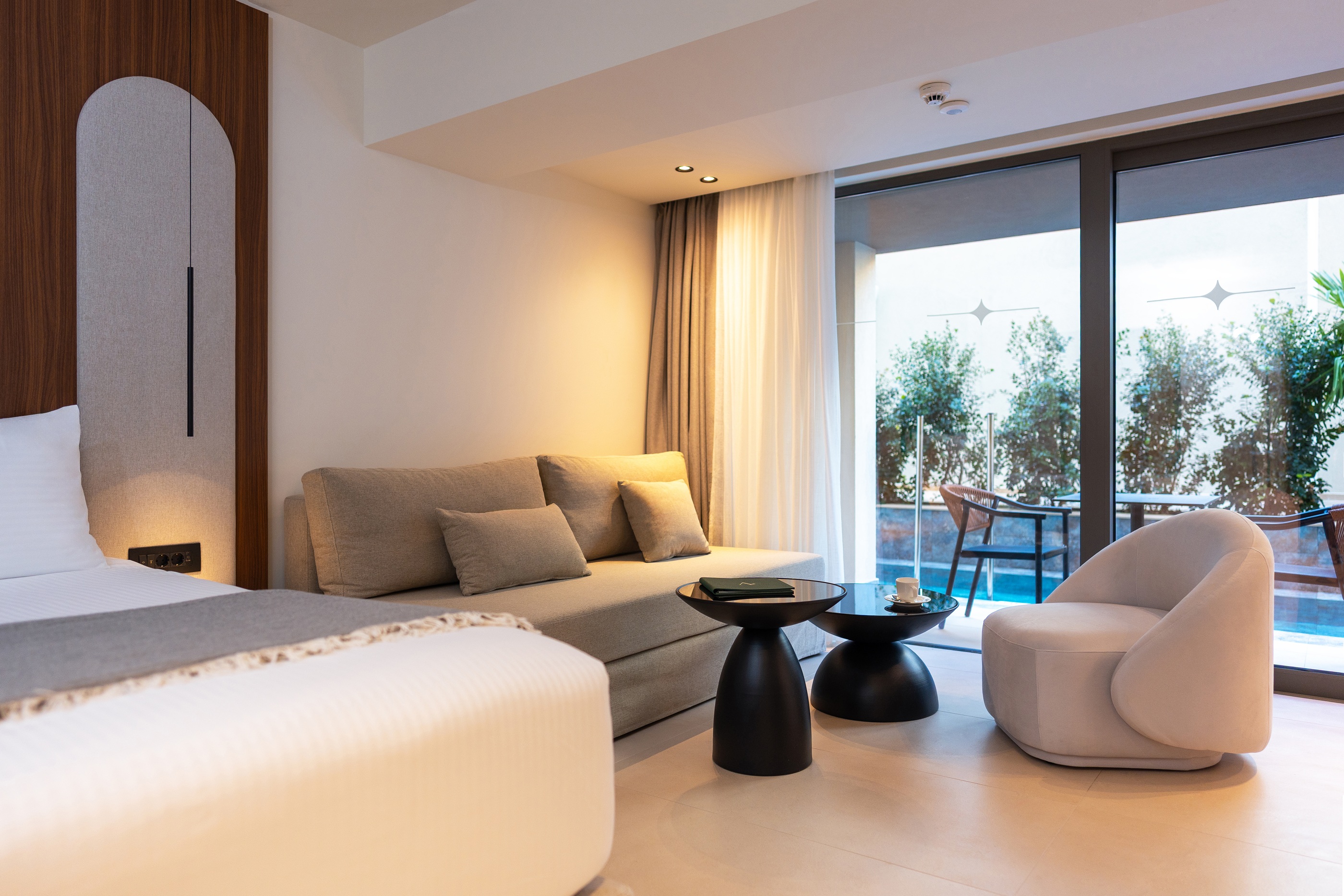 Triple Deluxe Pool View