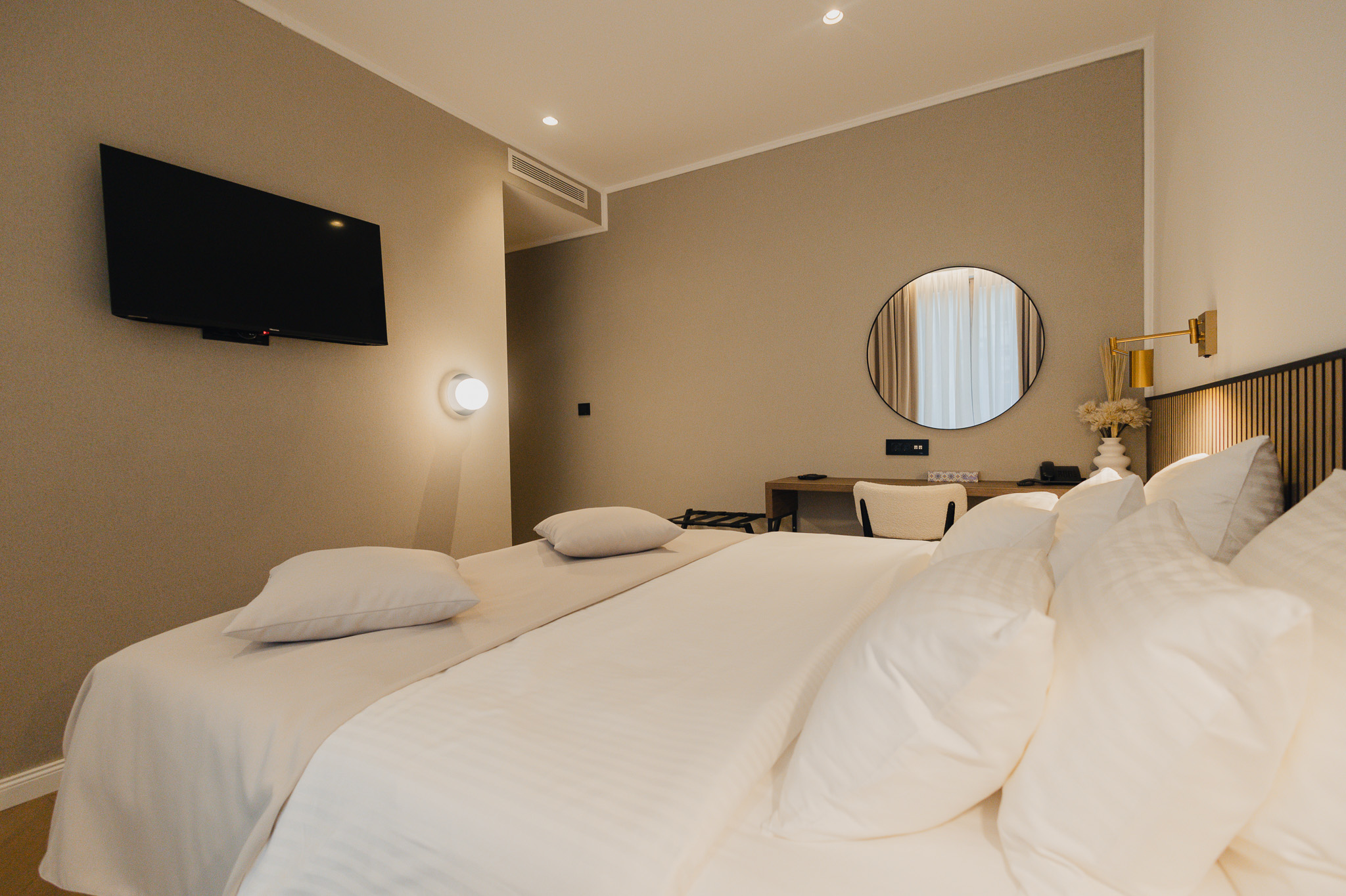 Double or Twin Deluxe