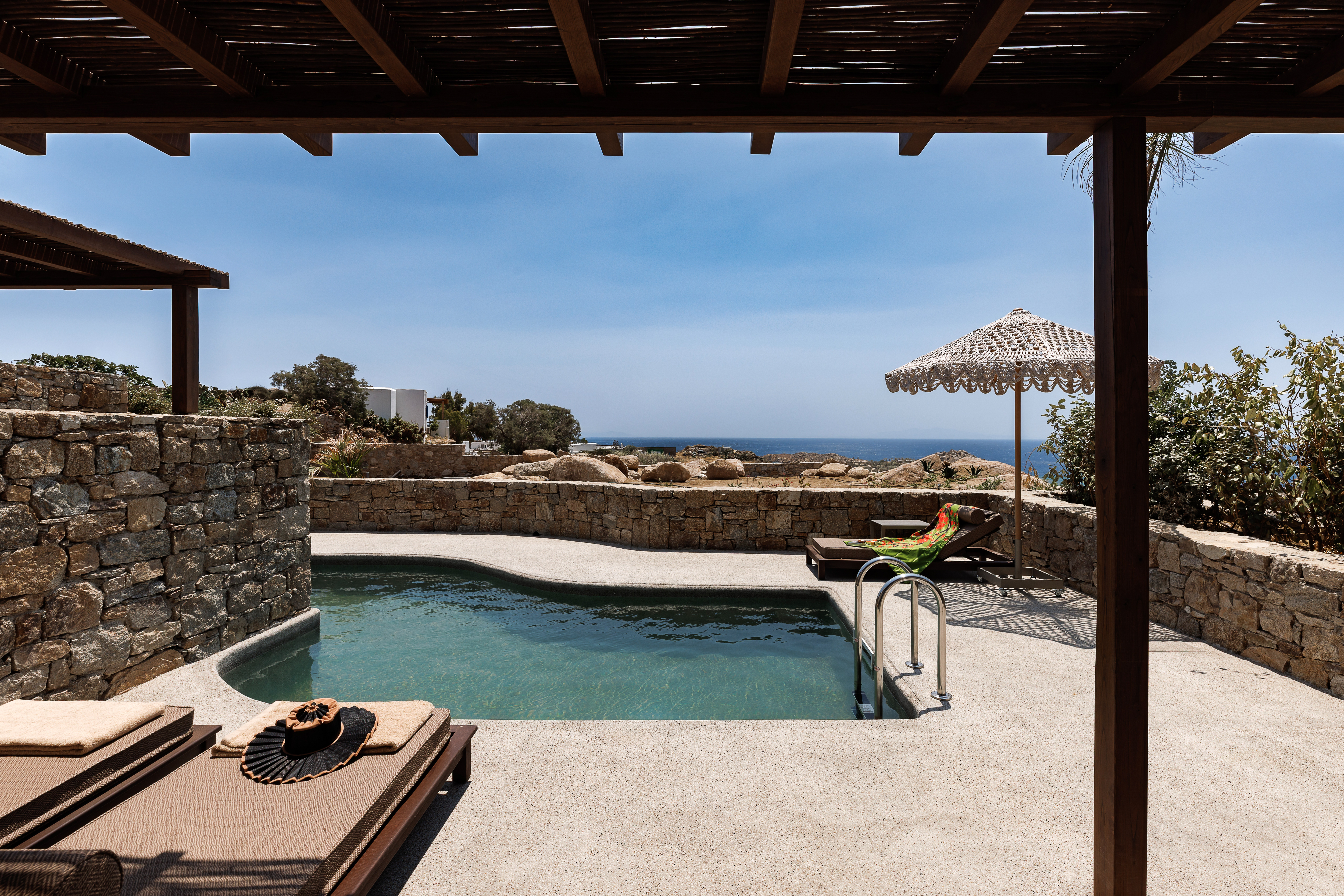 Junior Suite Sea View Pool View