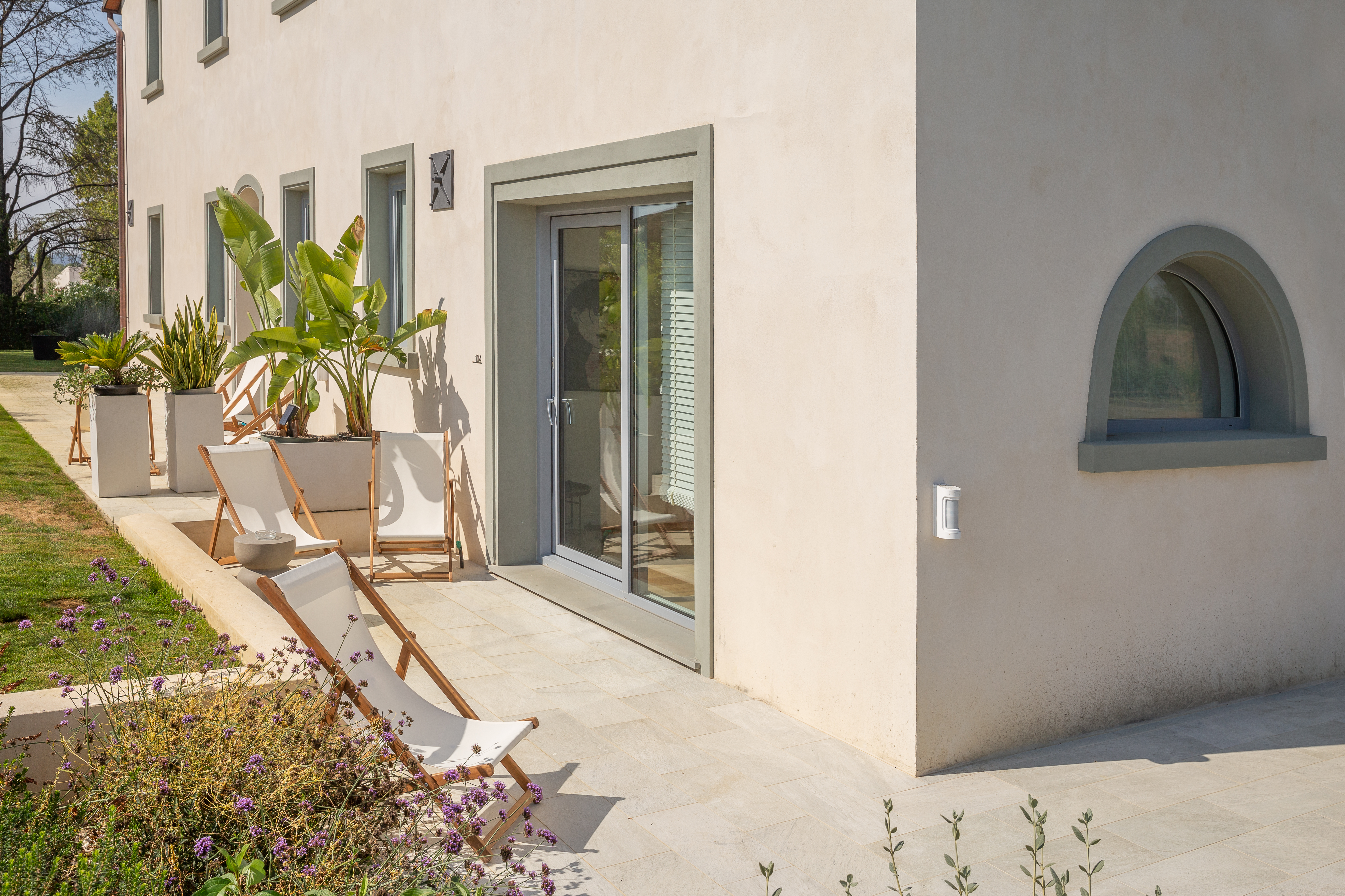 Suite Pool View One Bedroom