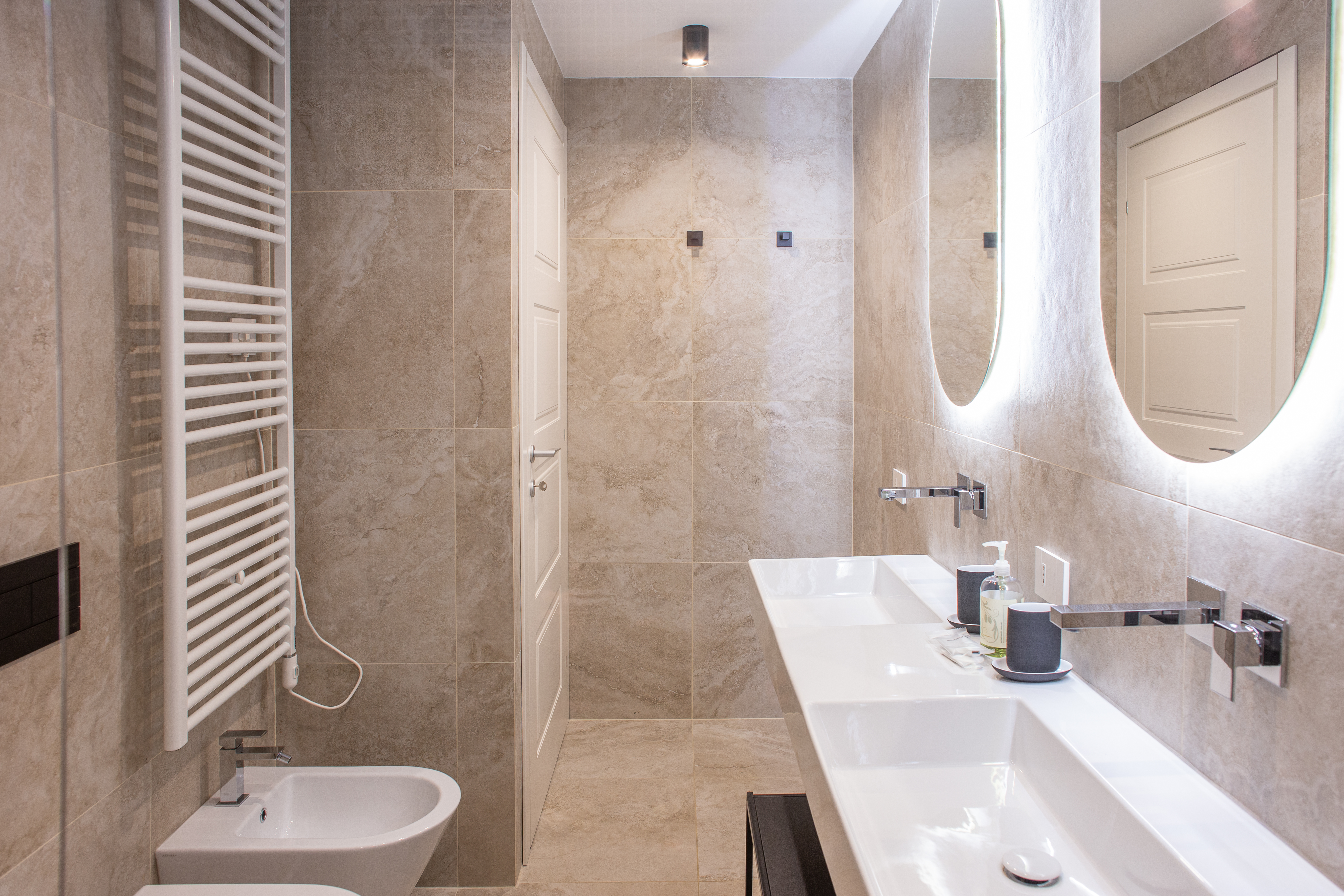 Suite Pool View One Bedroom