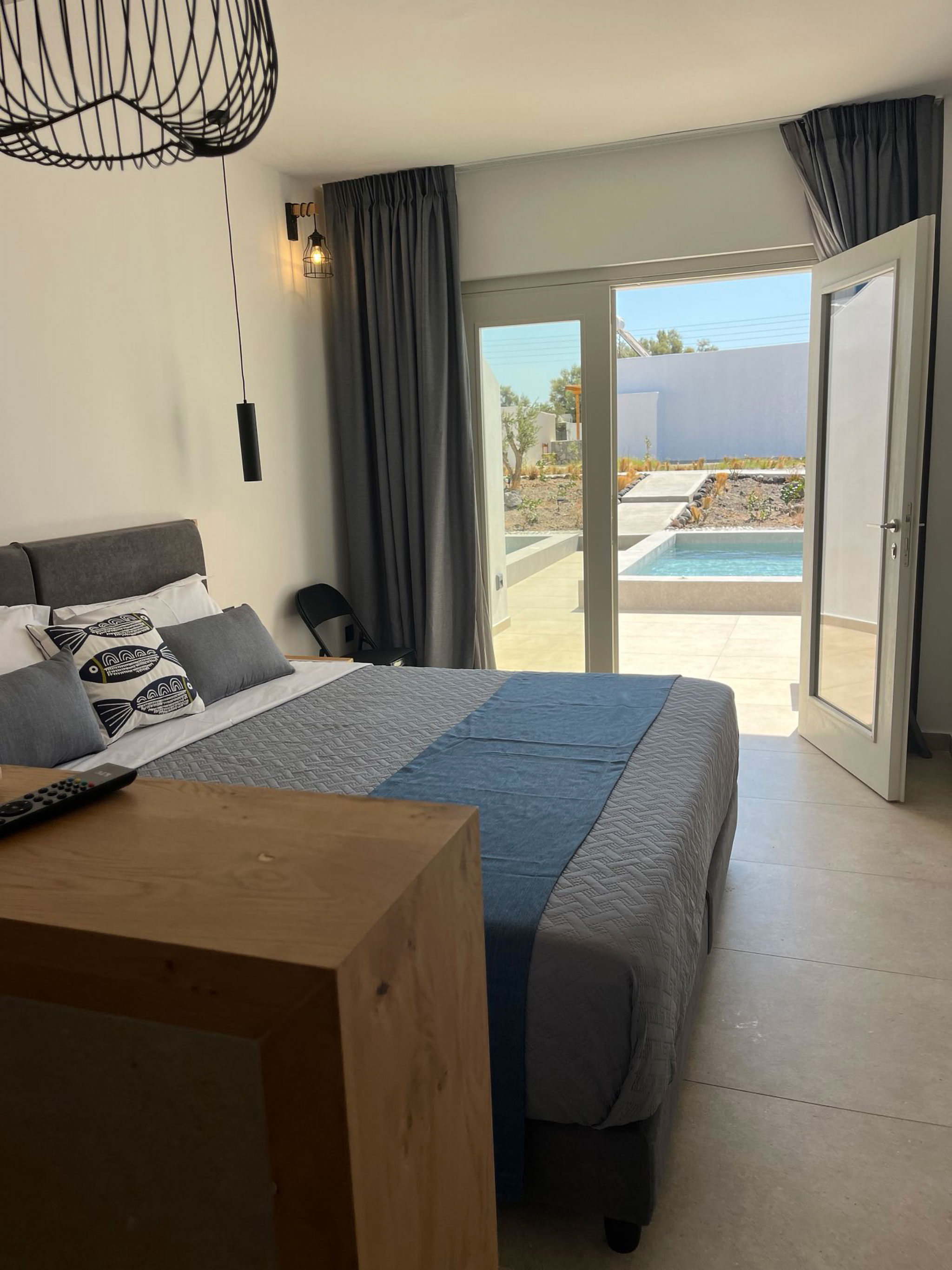 Double Deluxe Pool View