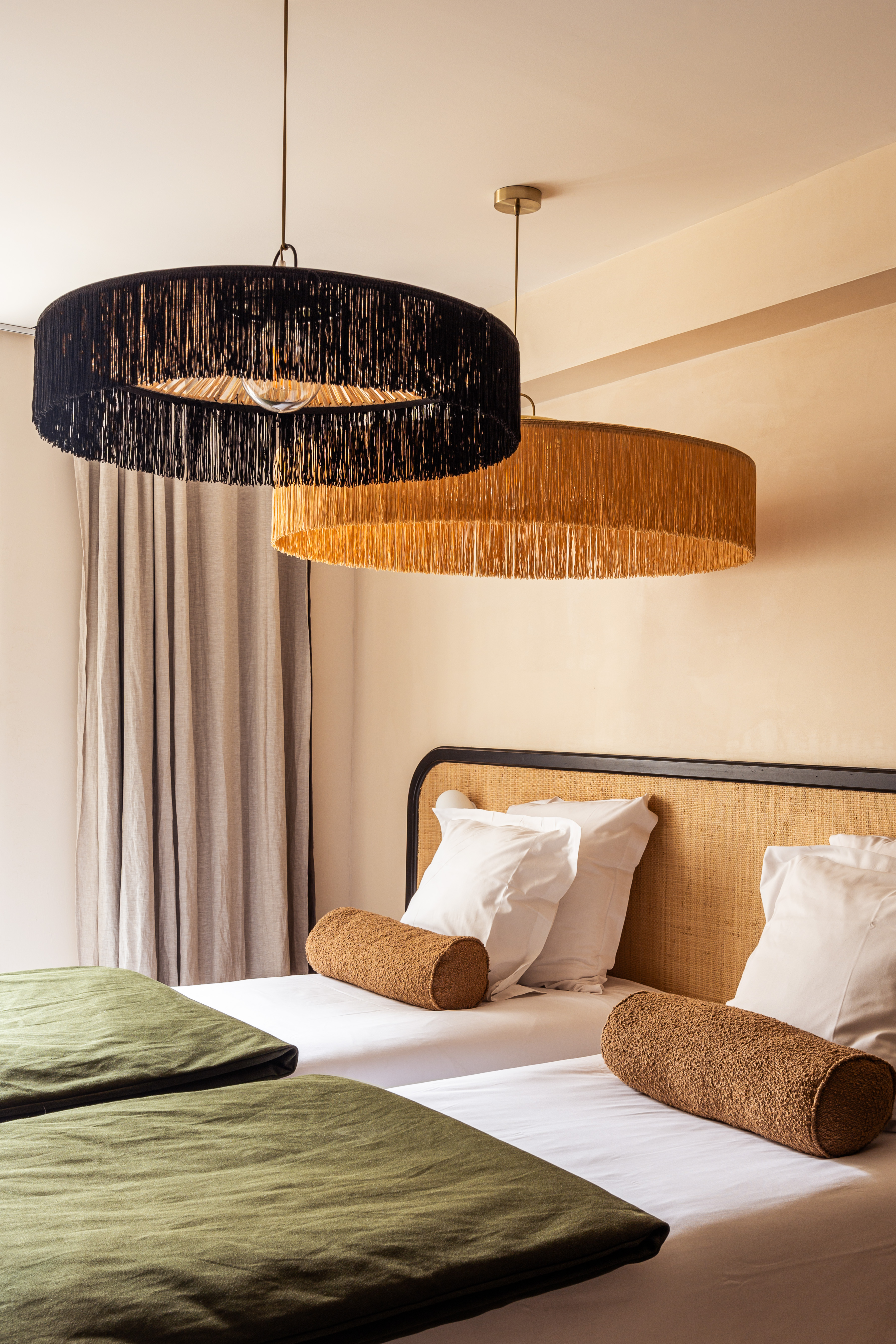 Double Superior Queen Bed