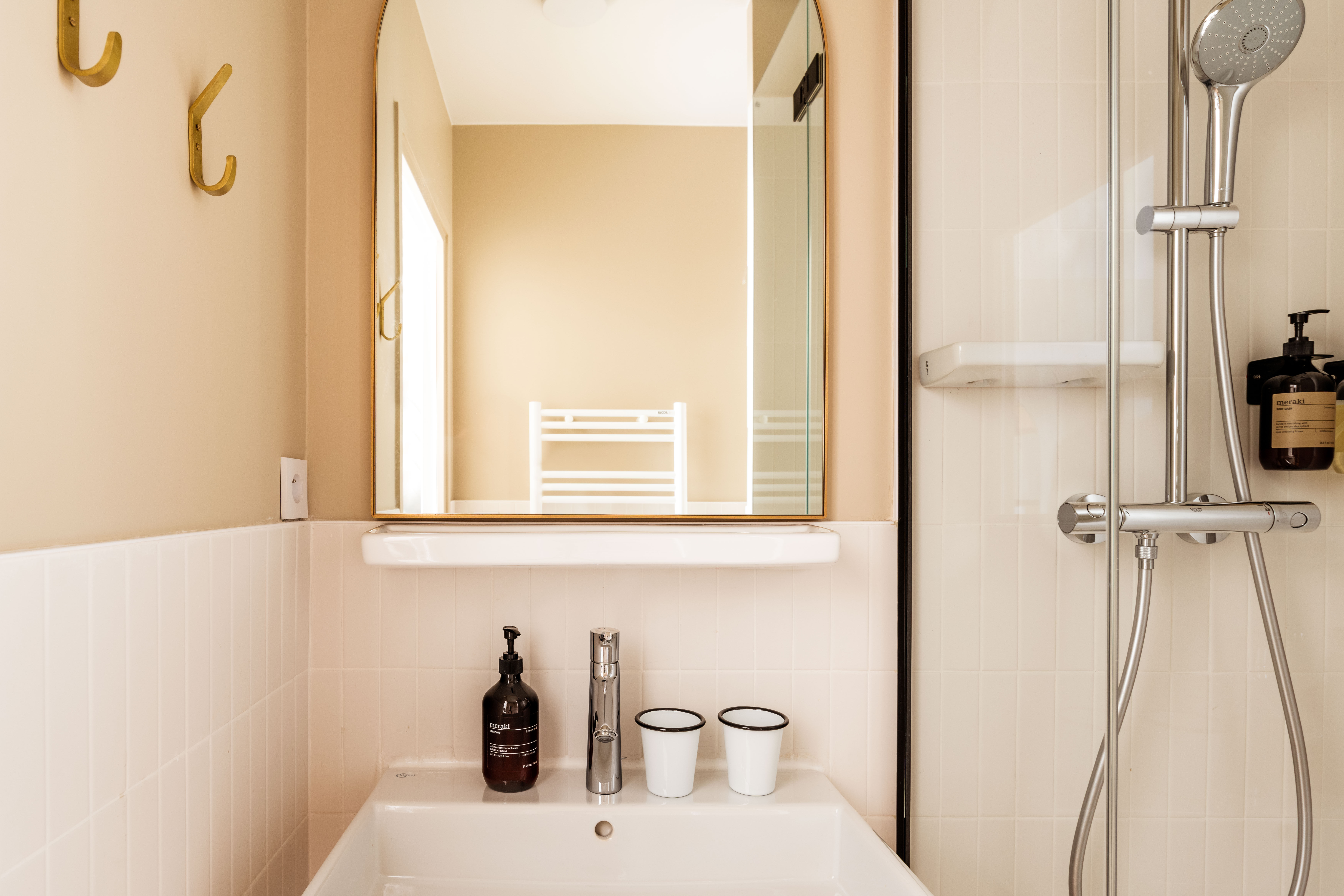 Double Superior Queen Bed