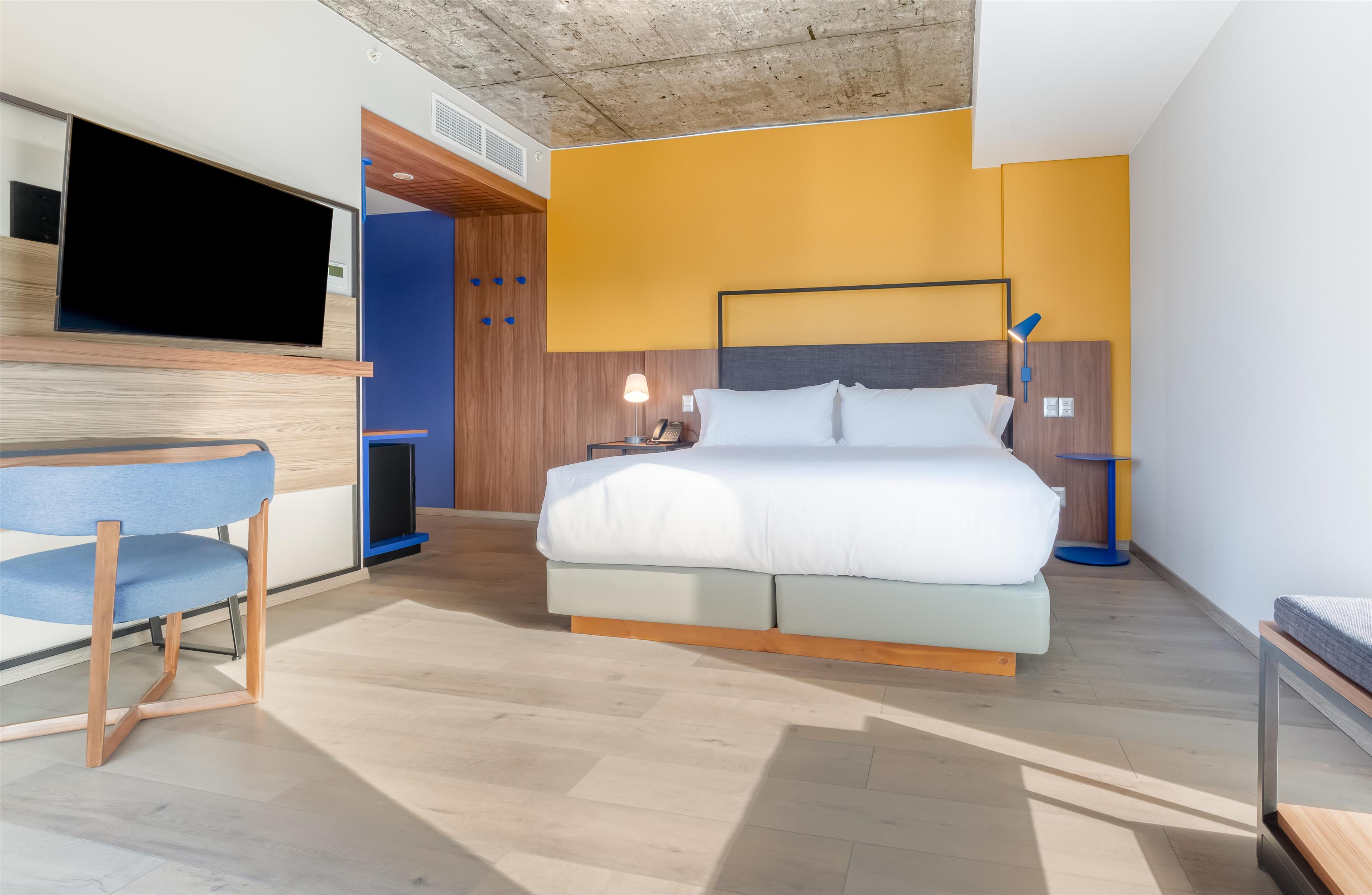 Double King Size Bed