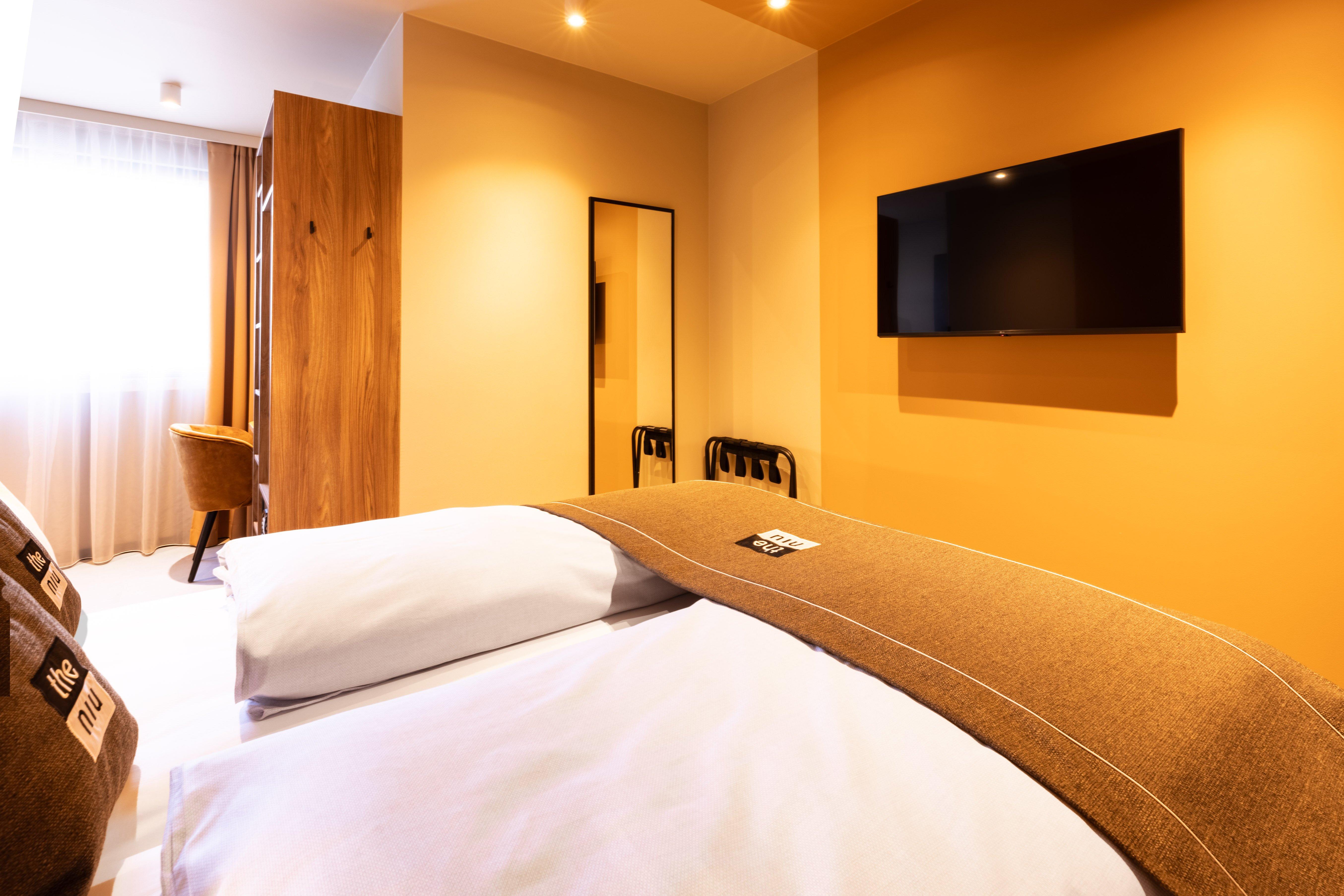 Double Queen Size Bed