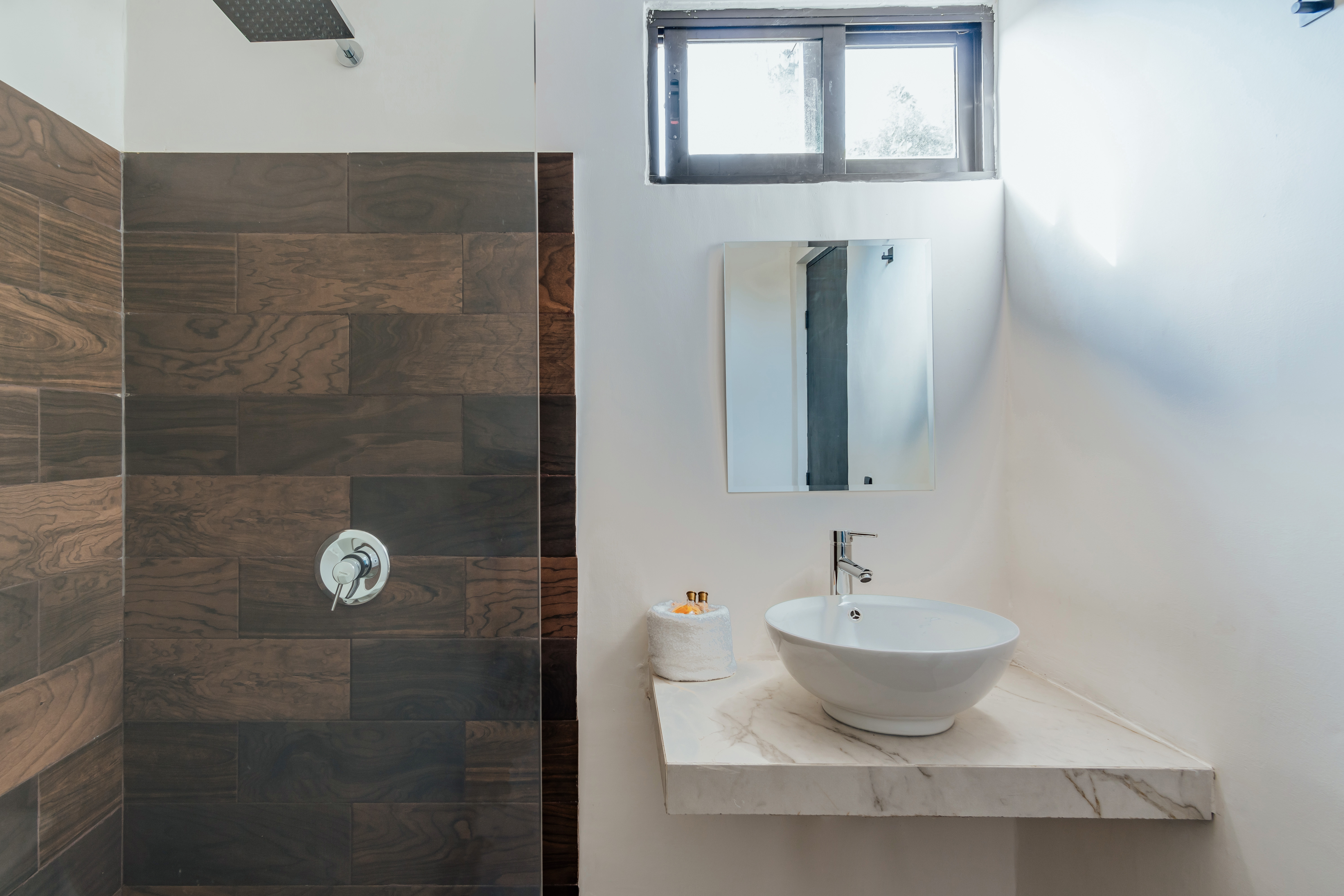 Double or Twin with Double Bed