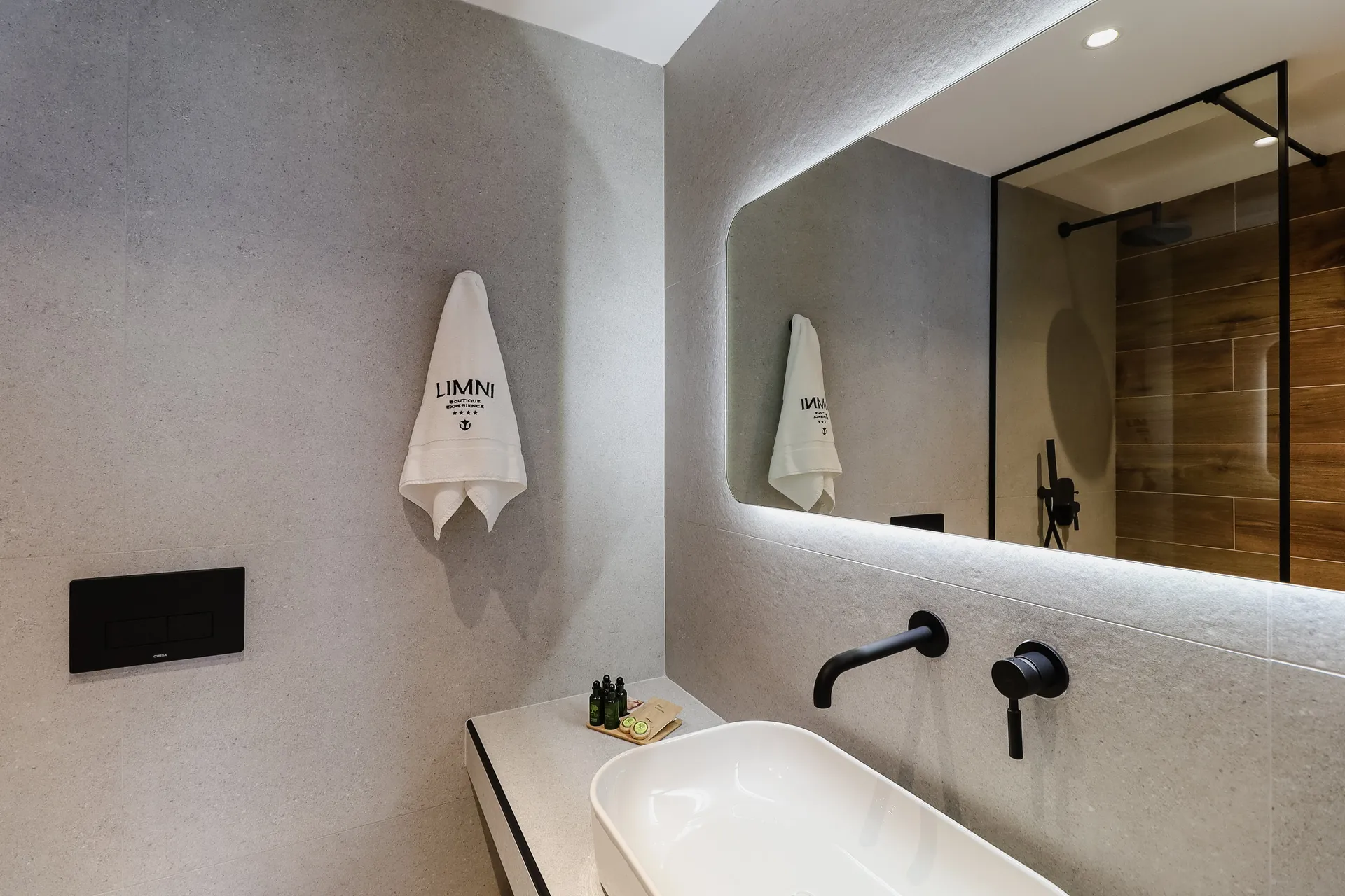 Junior Suite with Jacuzzi