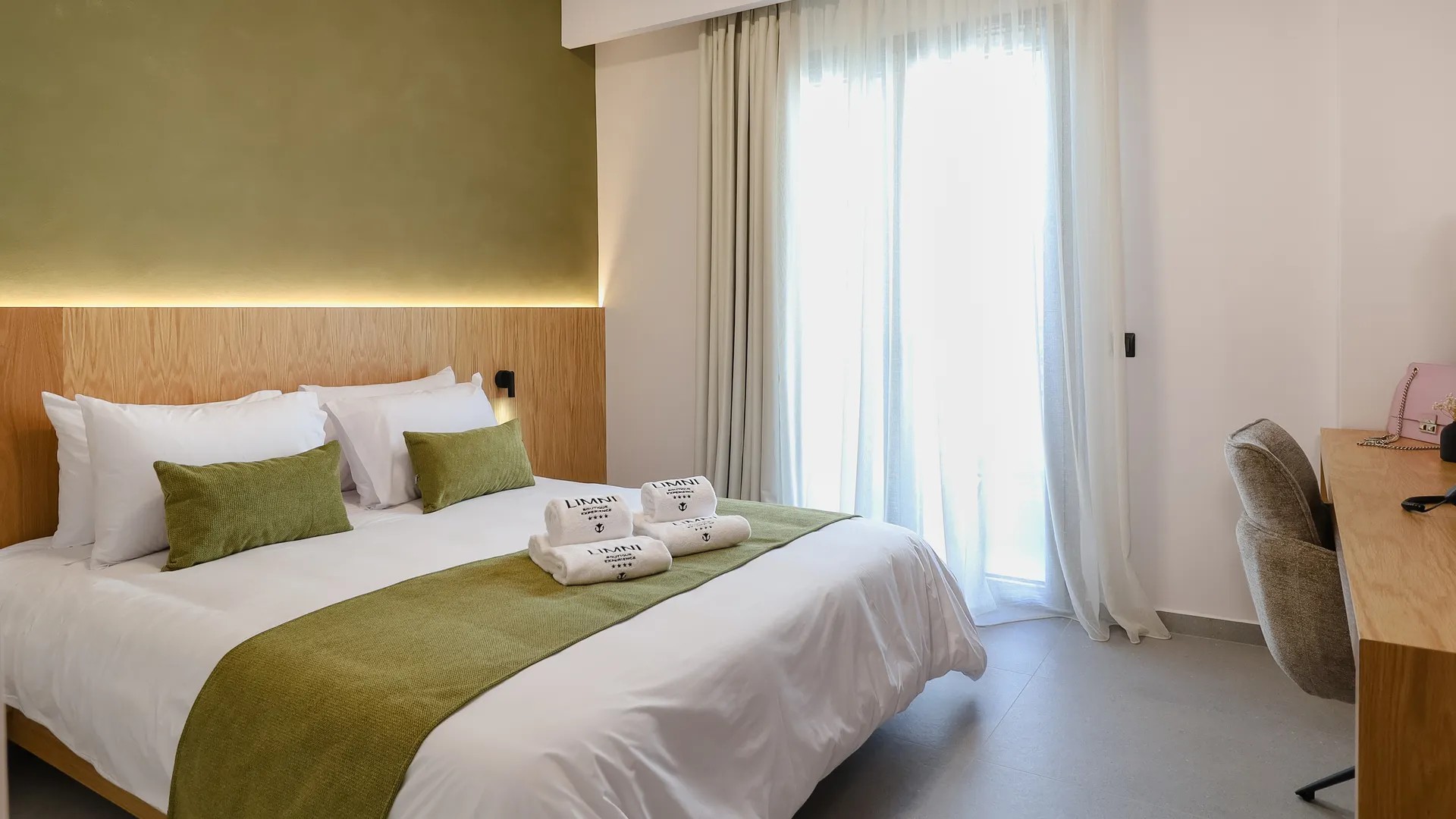 Triple Superior Pool View