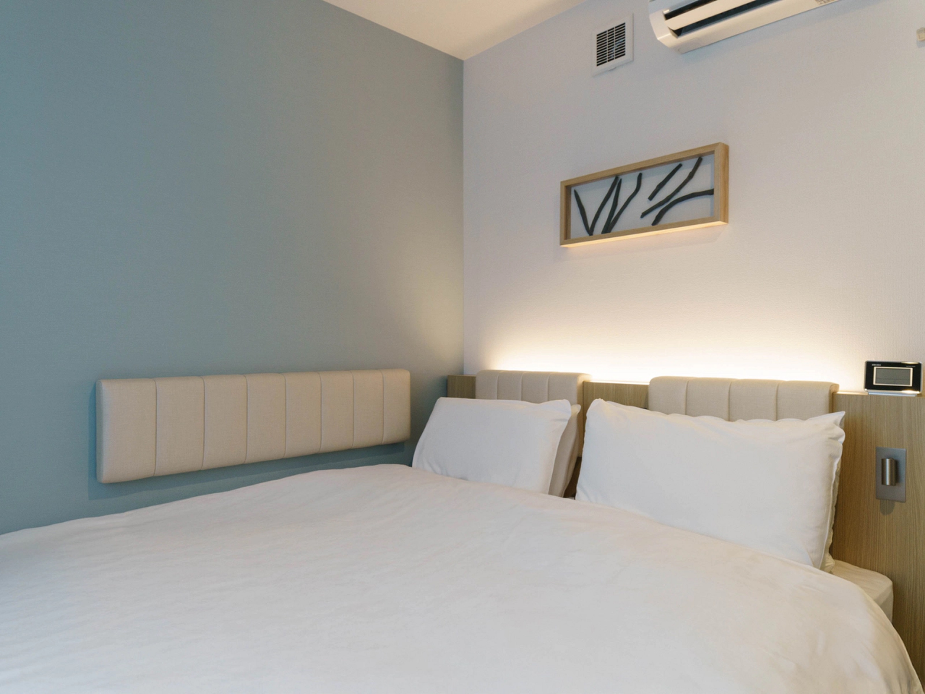 Double Queen Bed Non Smoking