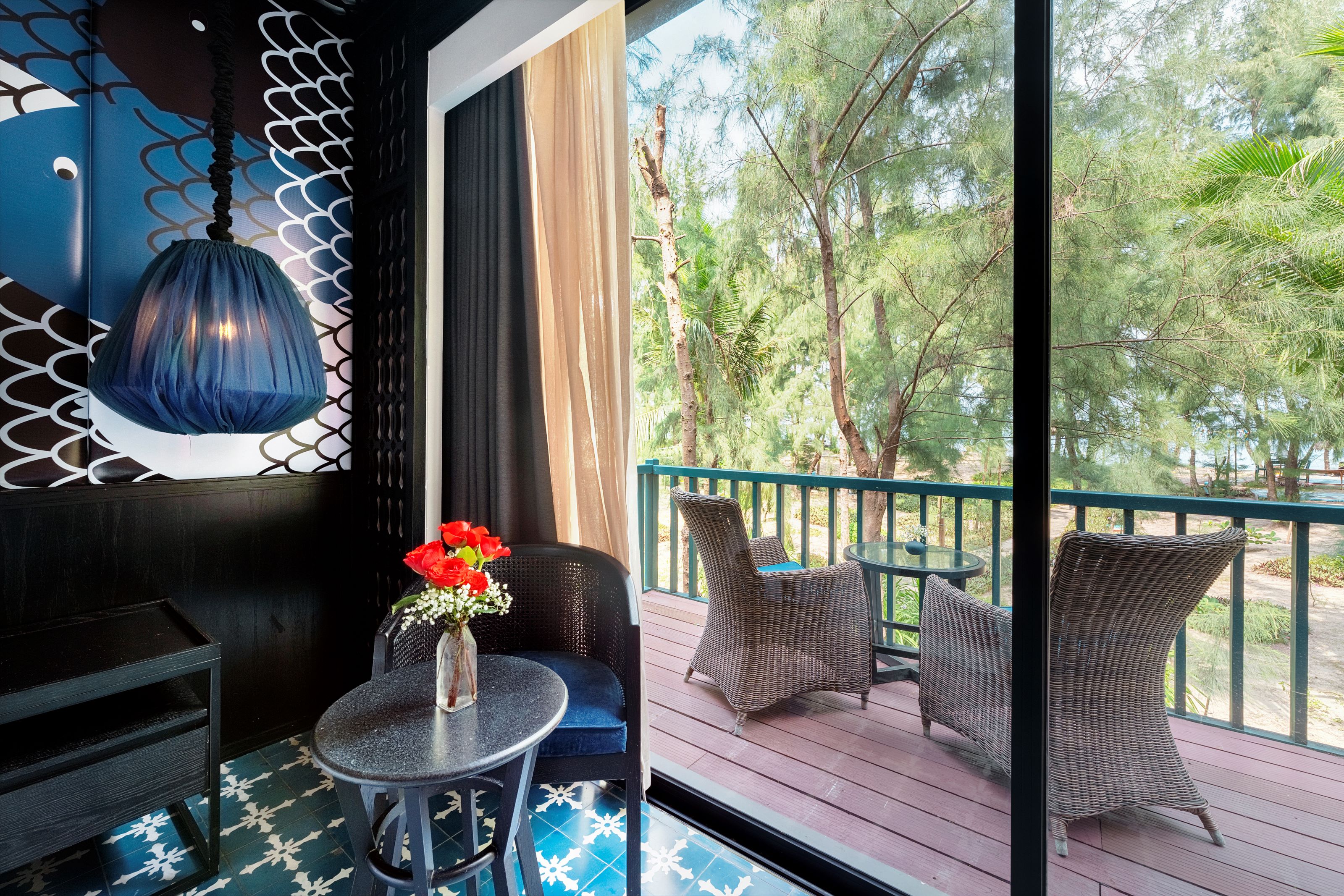 Double or Twin Deluxe Sea View