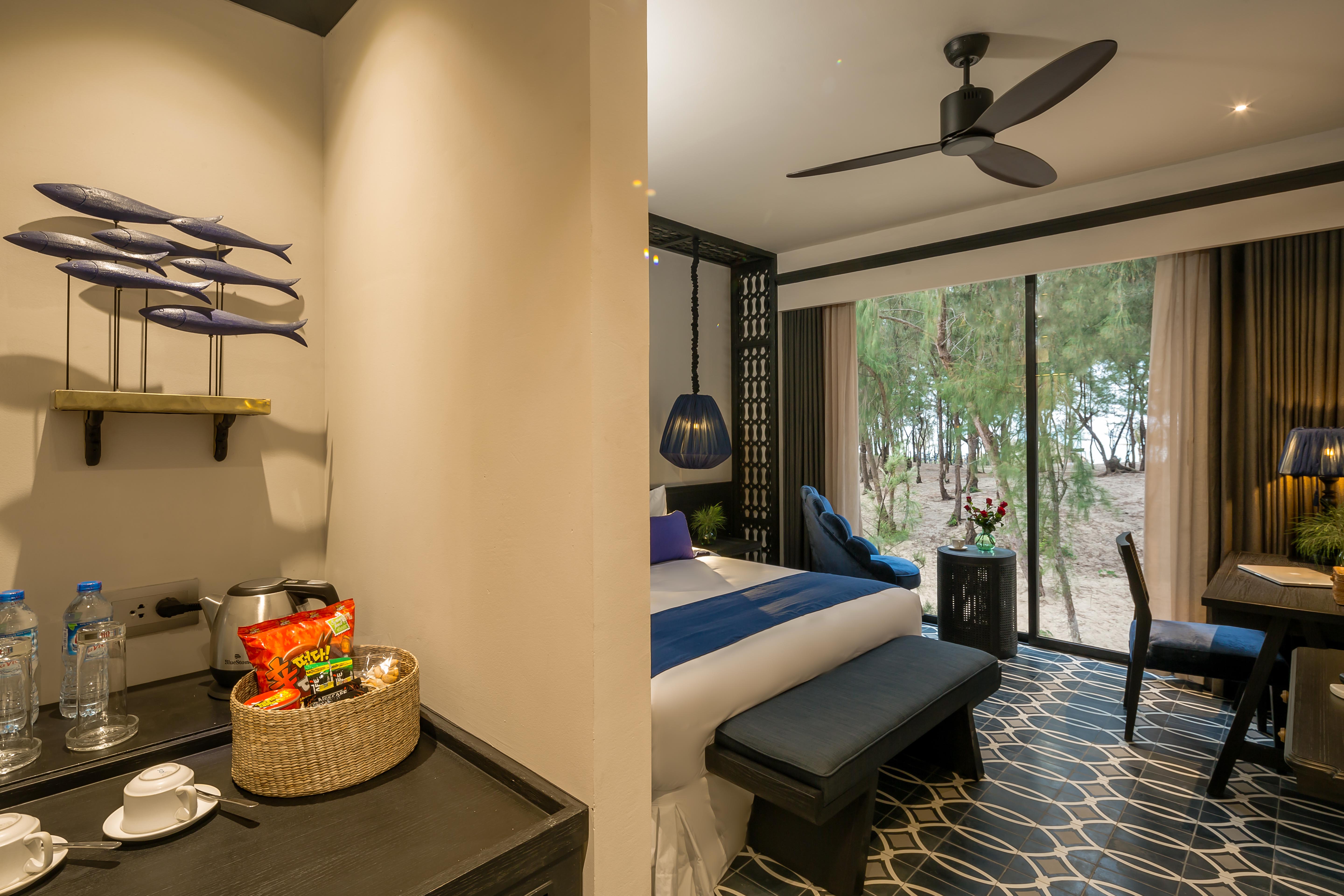 Double or Twin Deluxe Sea View