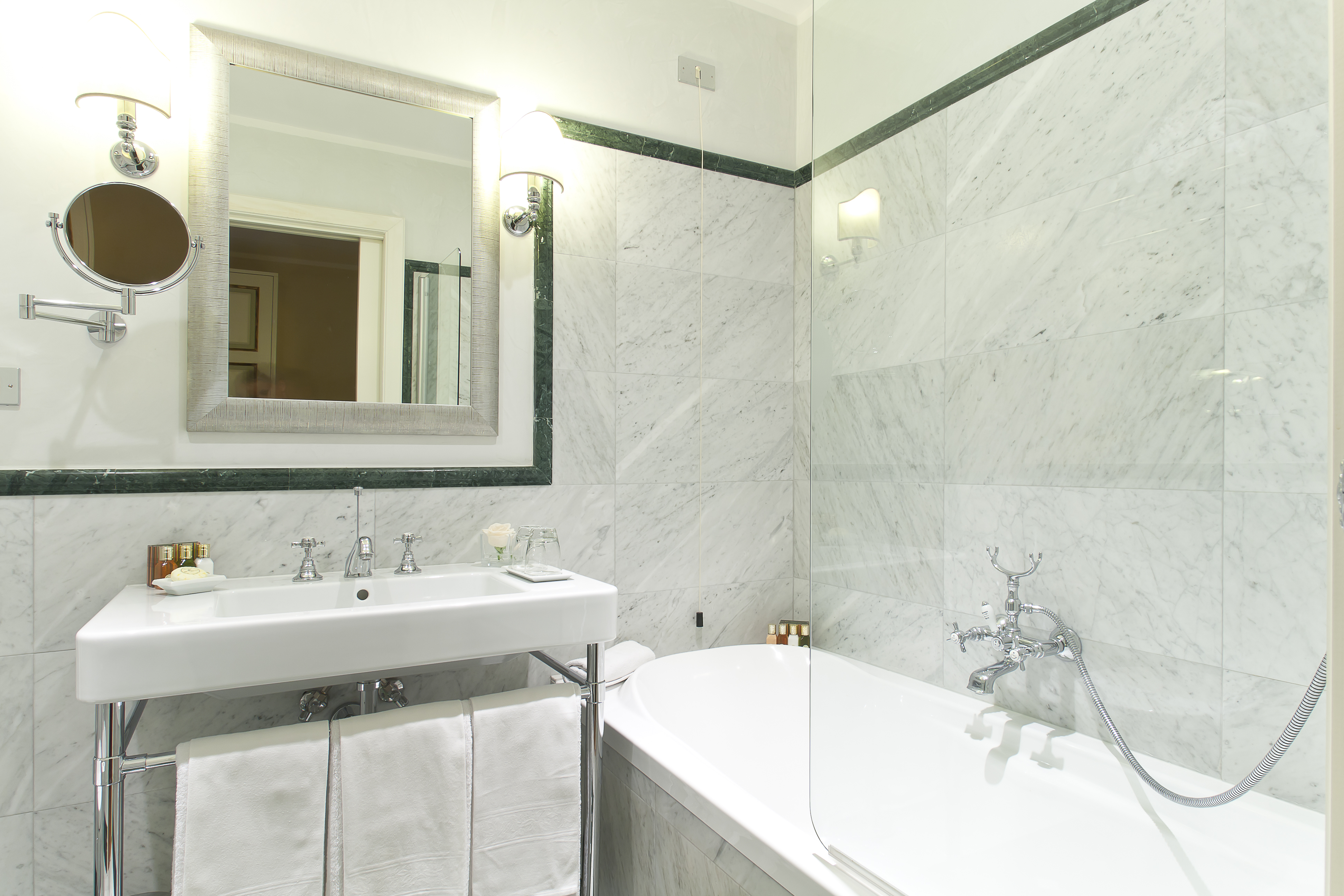 Double Single Superior