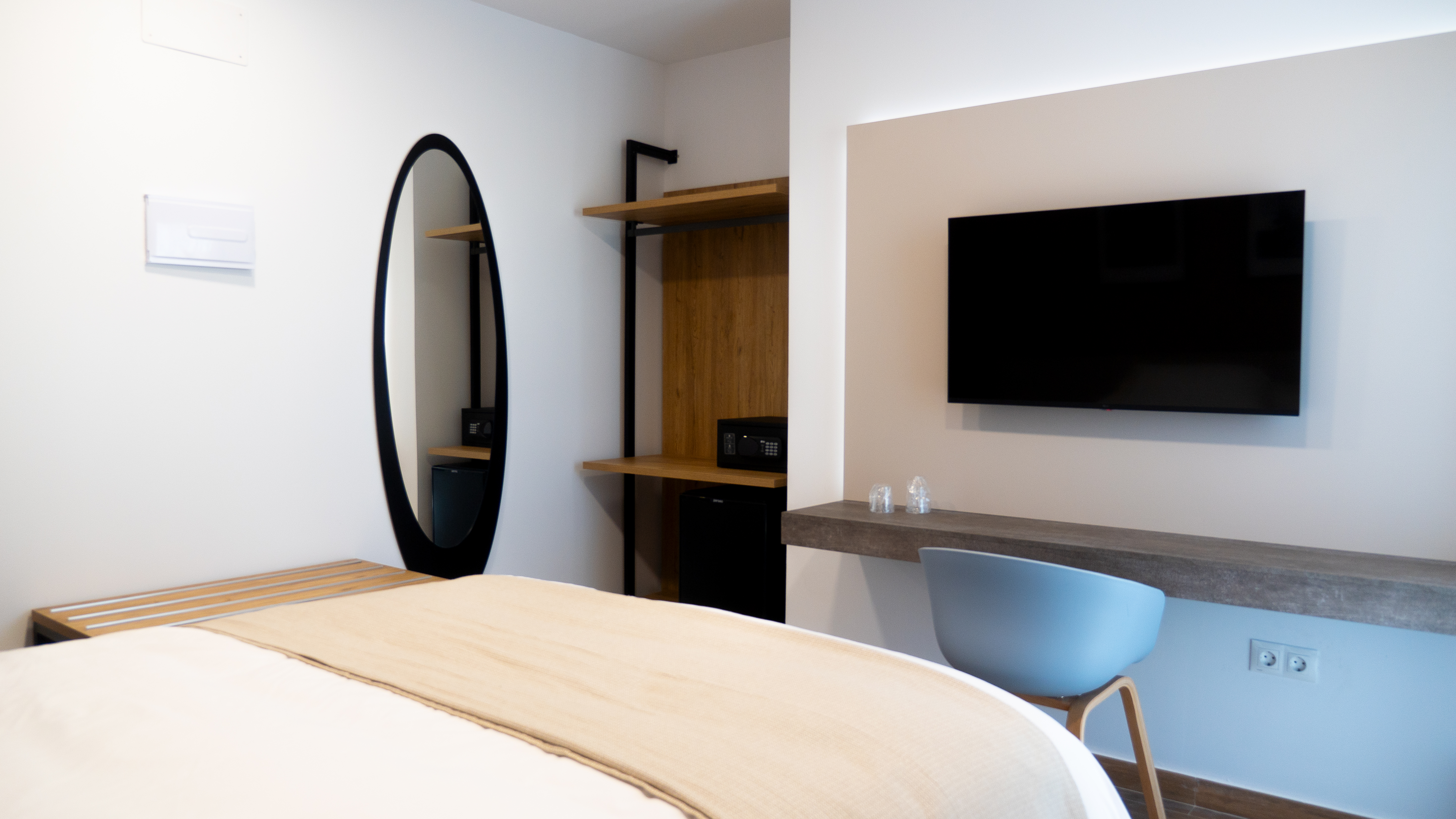 Double or Twin Deluxe