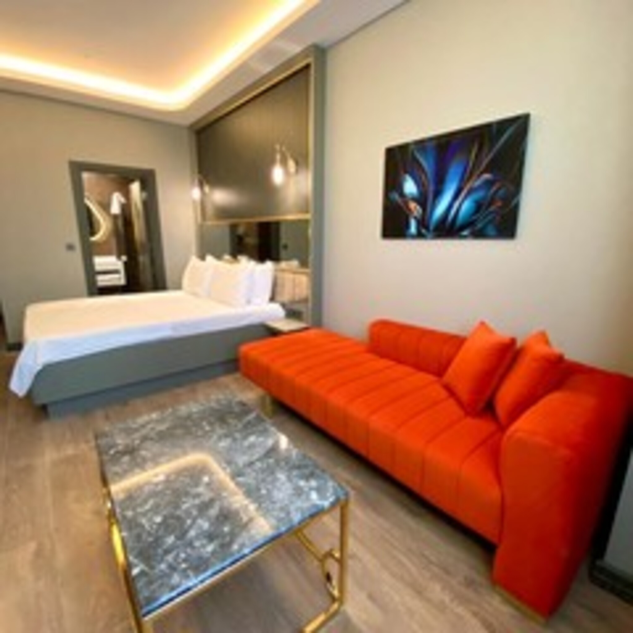 Studio King Bed with Jacuzzi