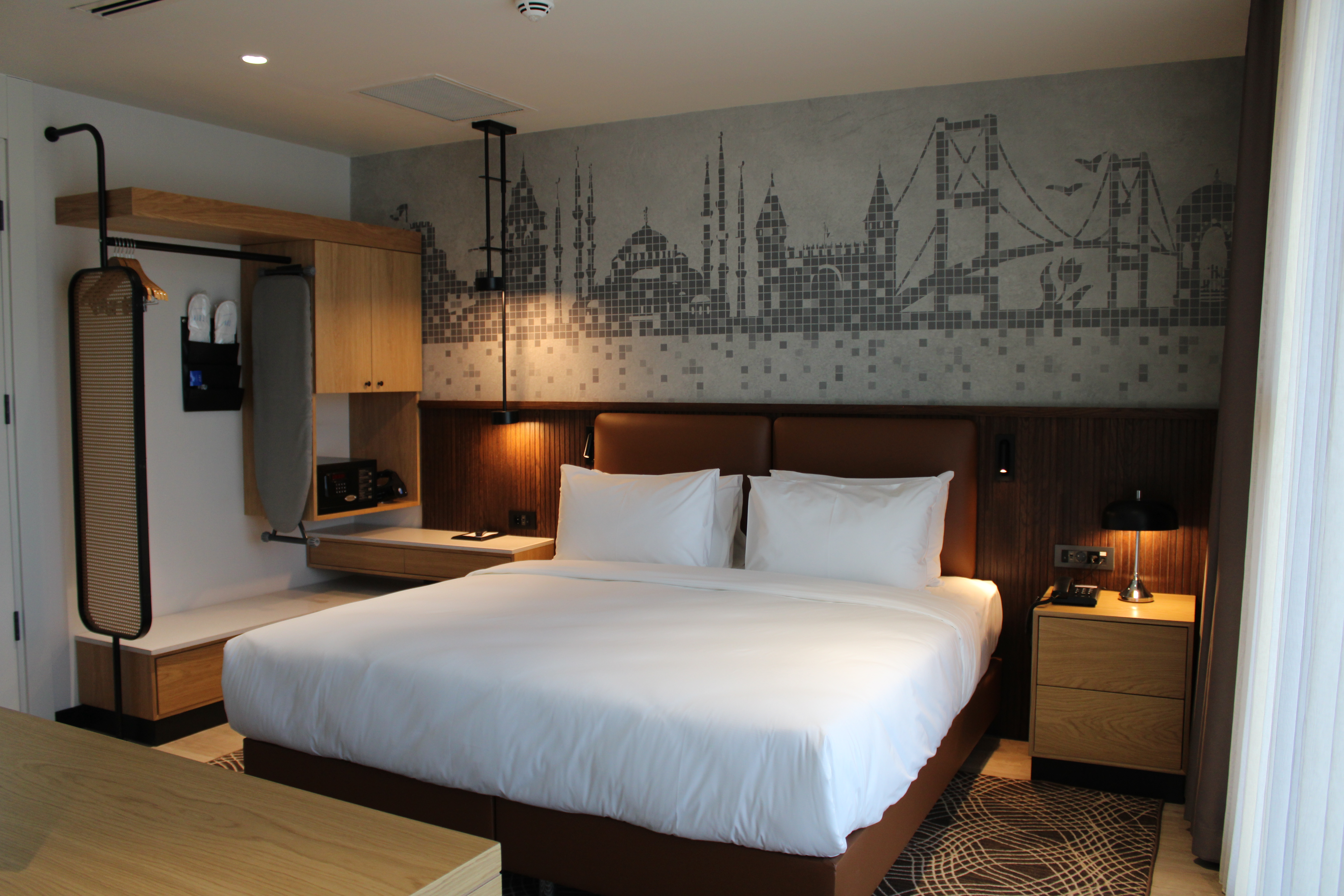 Double or Twin Deluxe