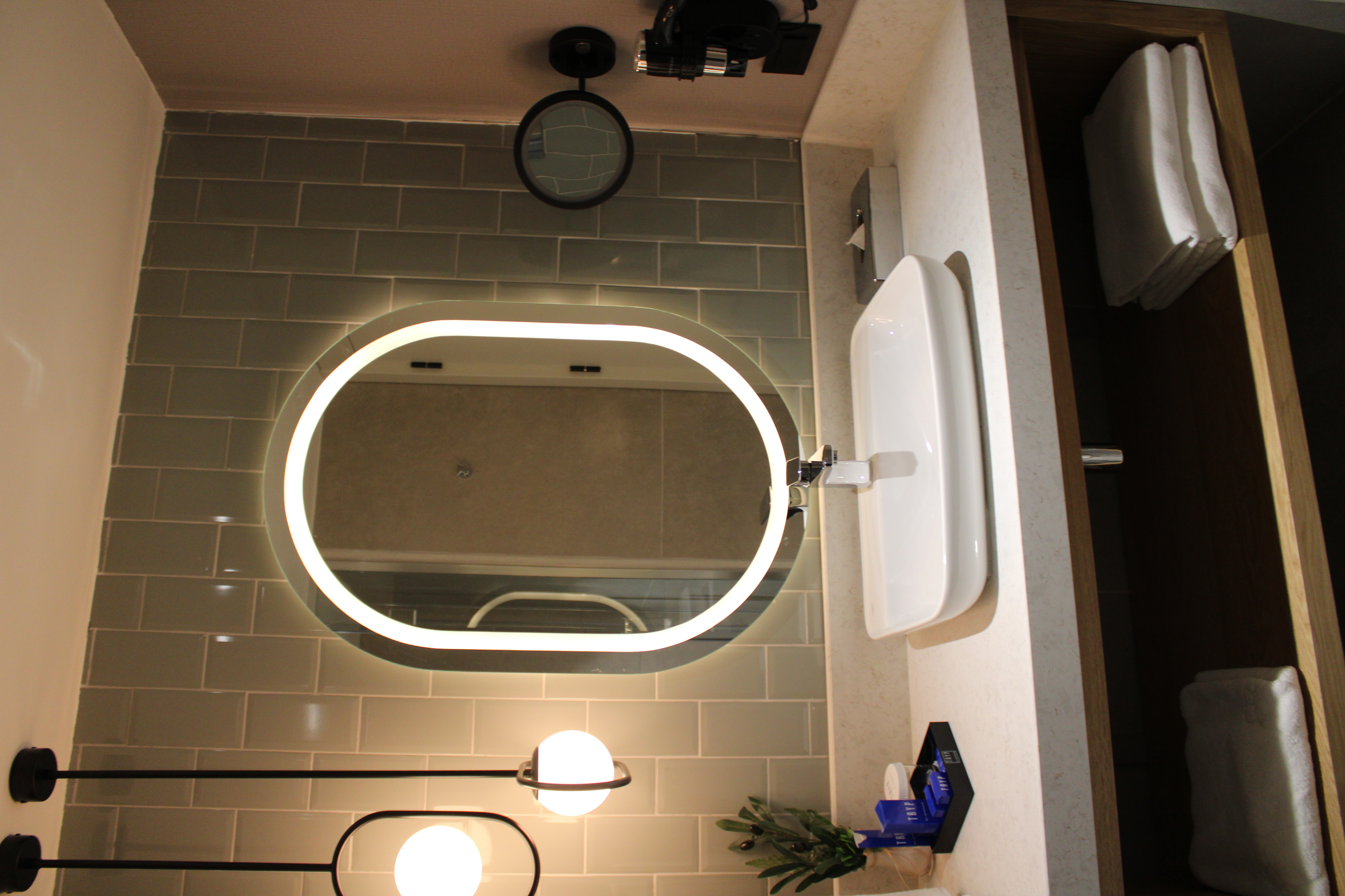 Double or Twin Deluxe