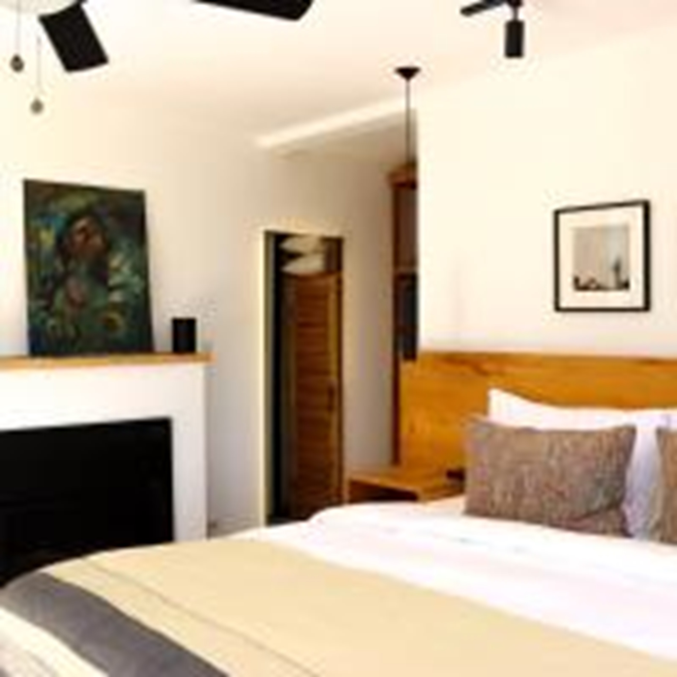 Twin One Bedroom One Bathroom