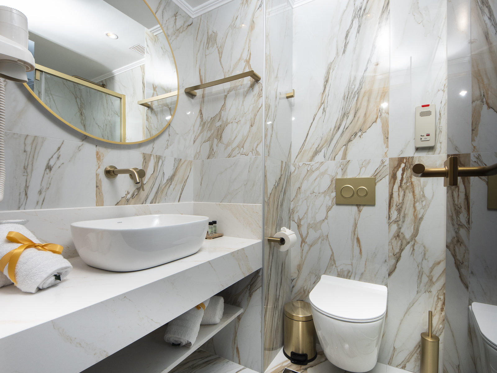 Double or Twin Land View