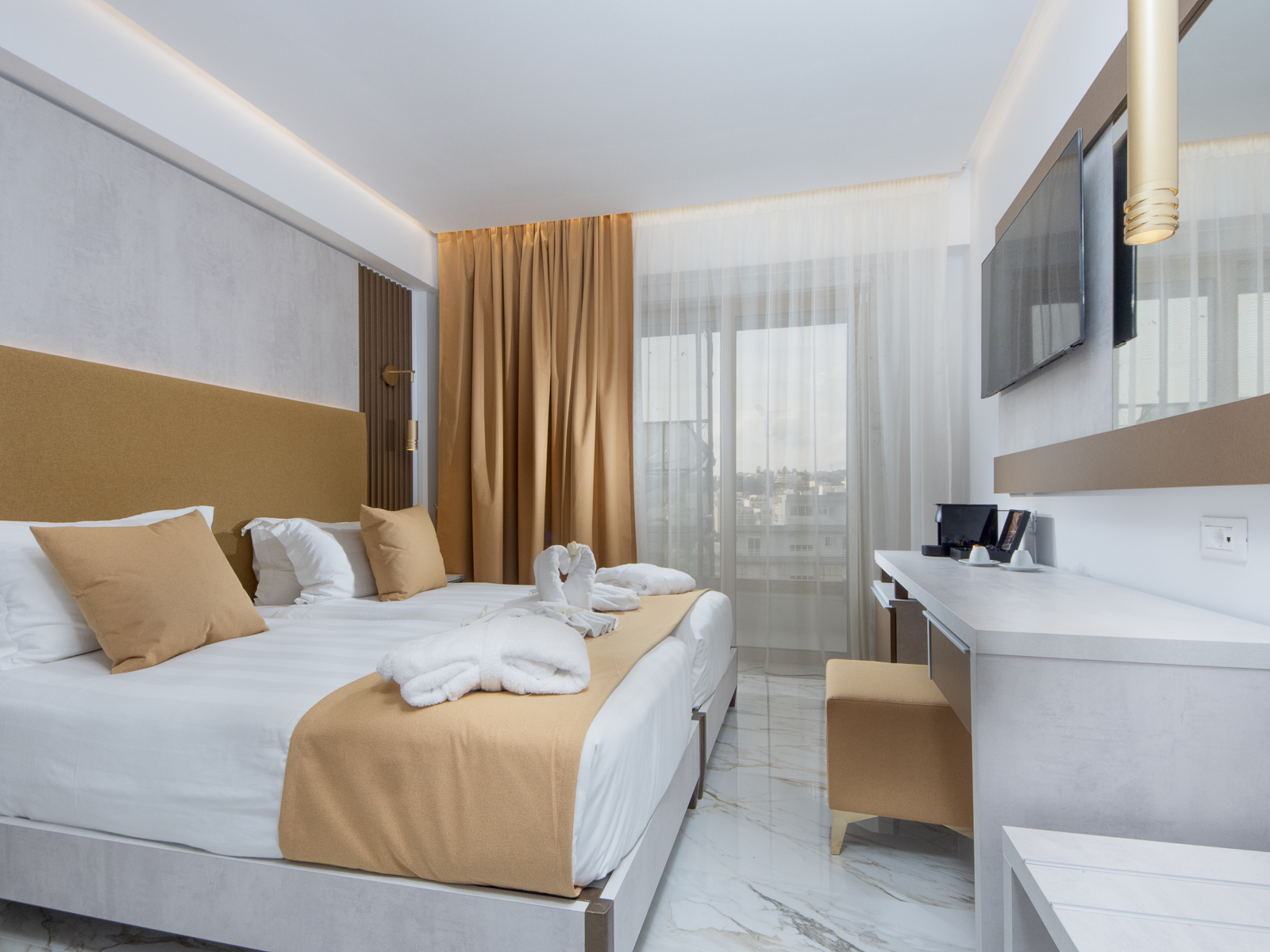 Double or Twin Land View