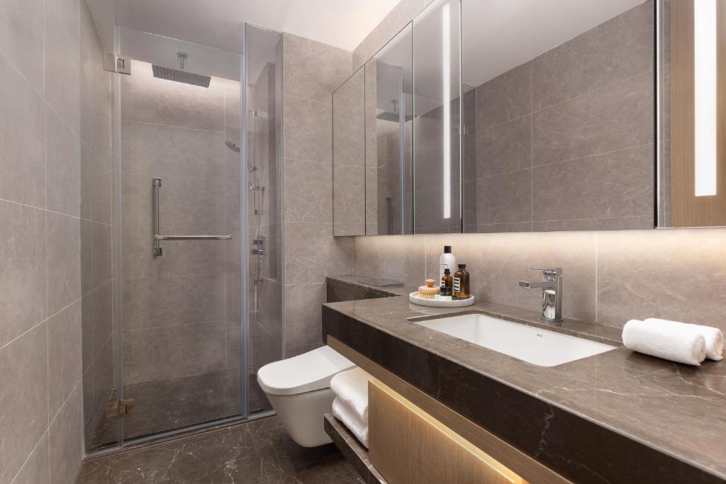 Double or Twin Deluxe Two Bedroom