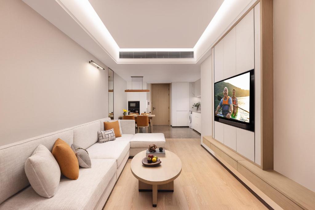 Double or Twin Three Bedrooms