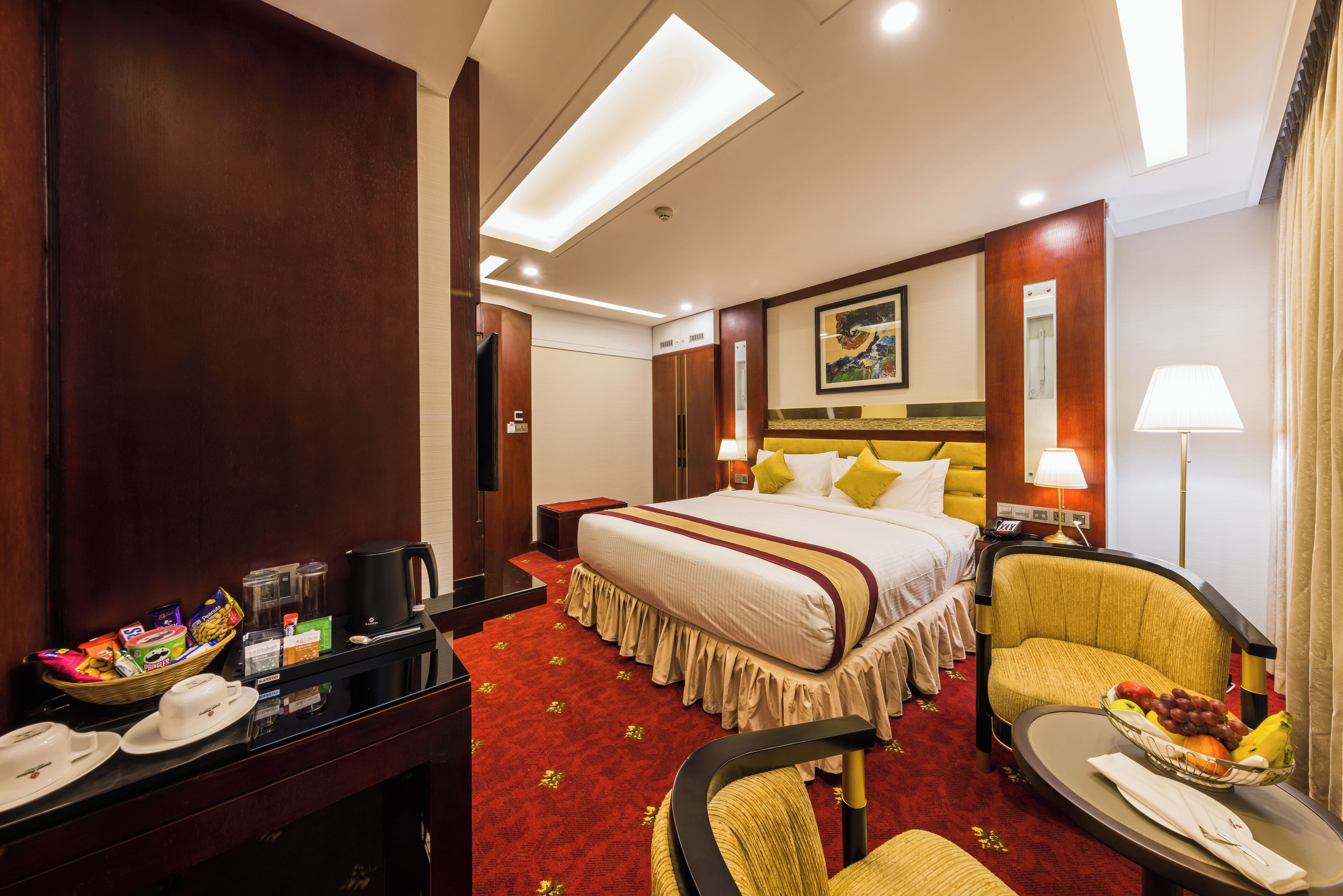 Double Deluxe King Bed