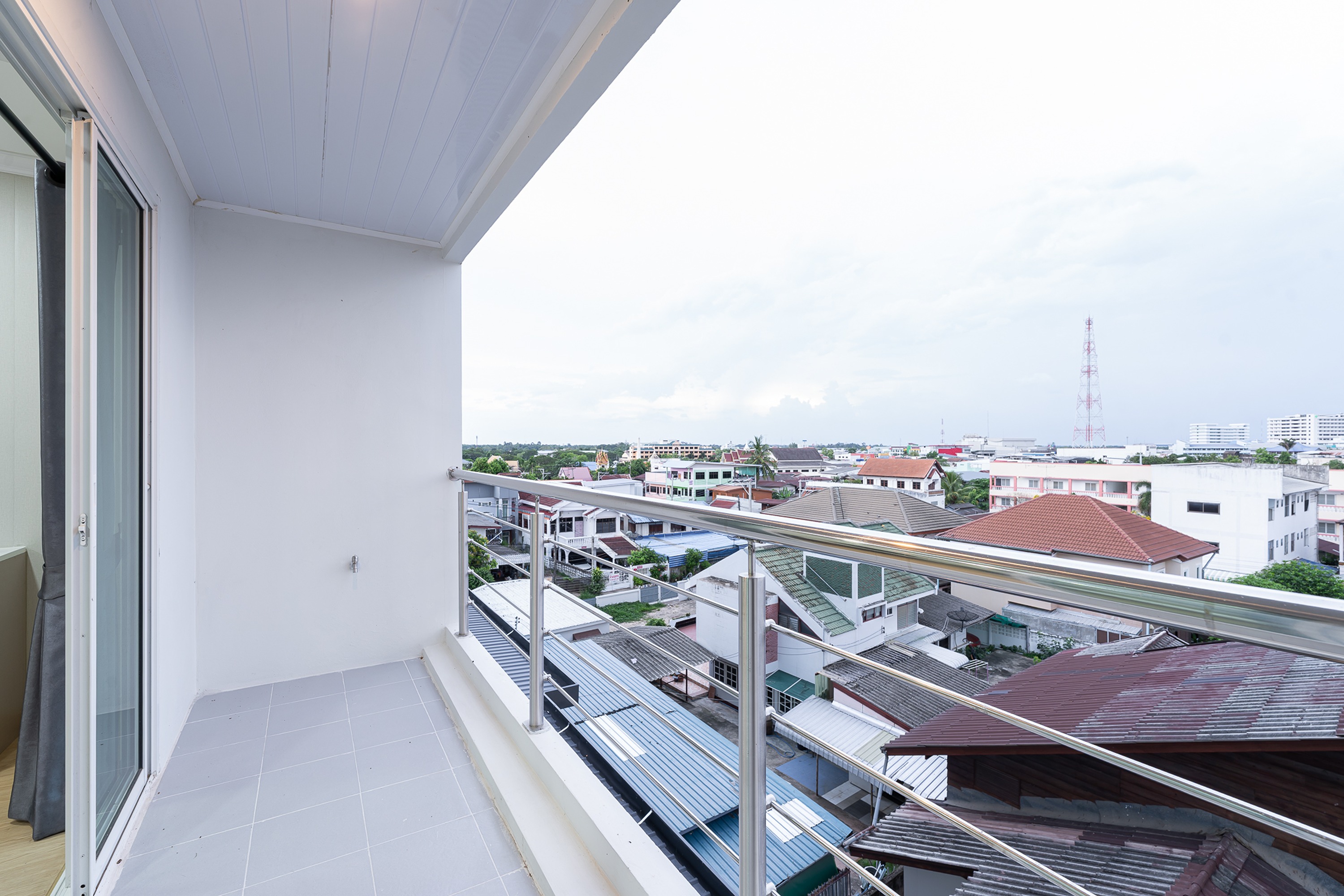 Double Deluxe King Bed