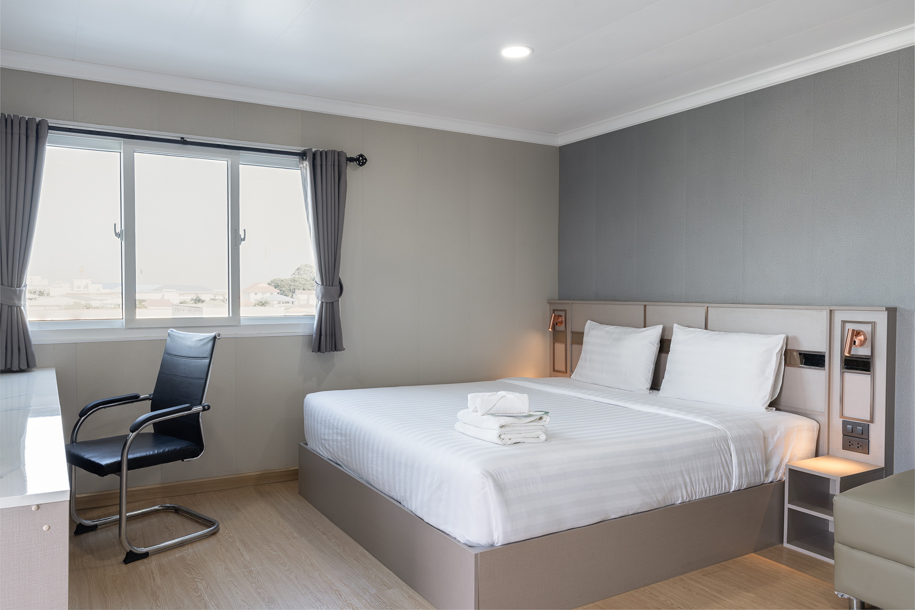 Double King Size Bed