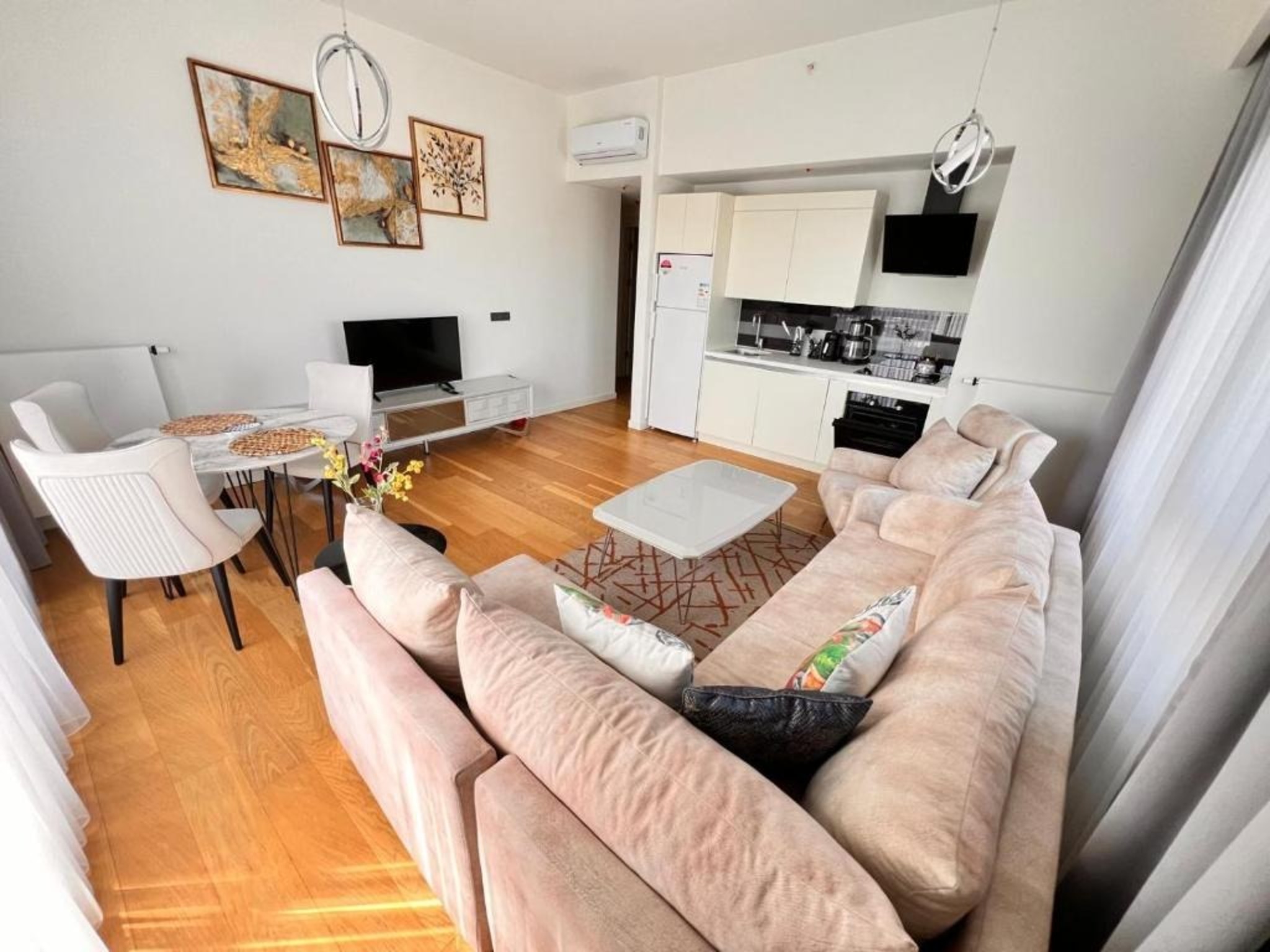 Room Two Double Beds