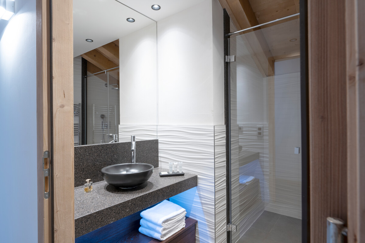 Apartment Capacity 8 Three Bedrooms