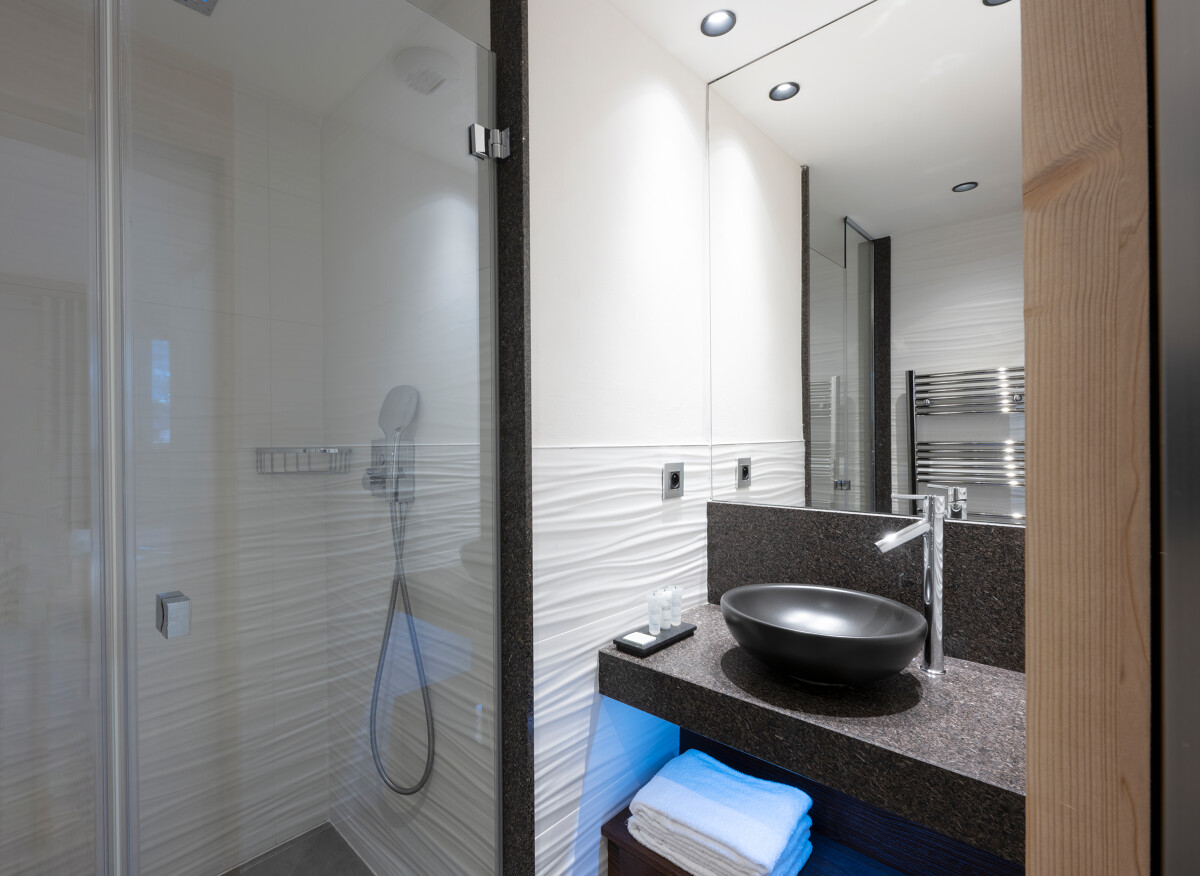 Apartment Capacity 6 Two Bedrooms