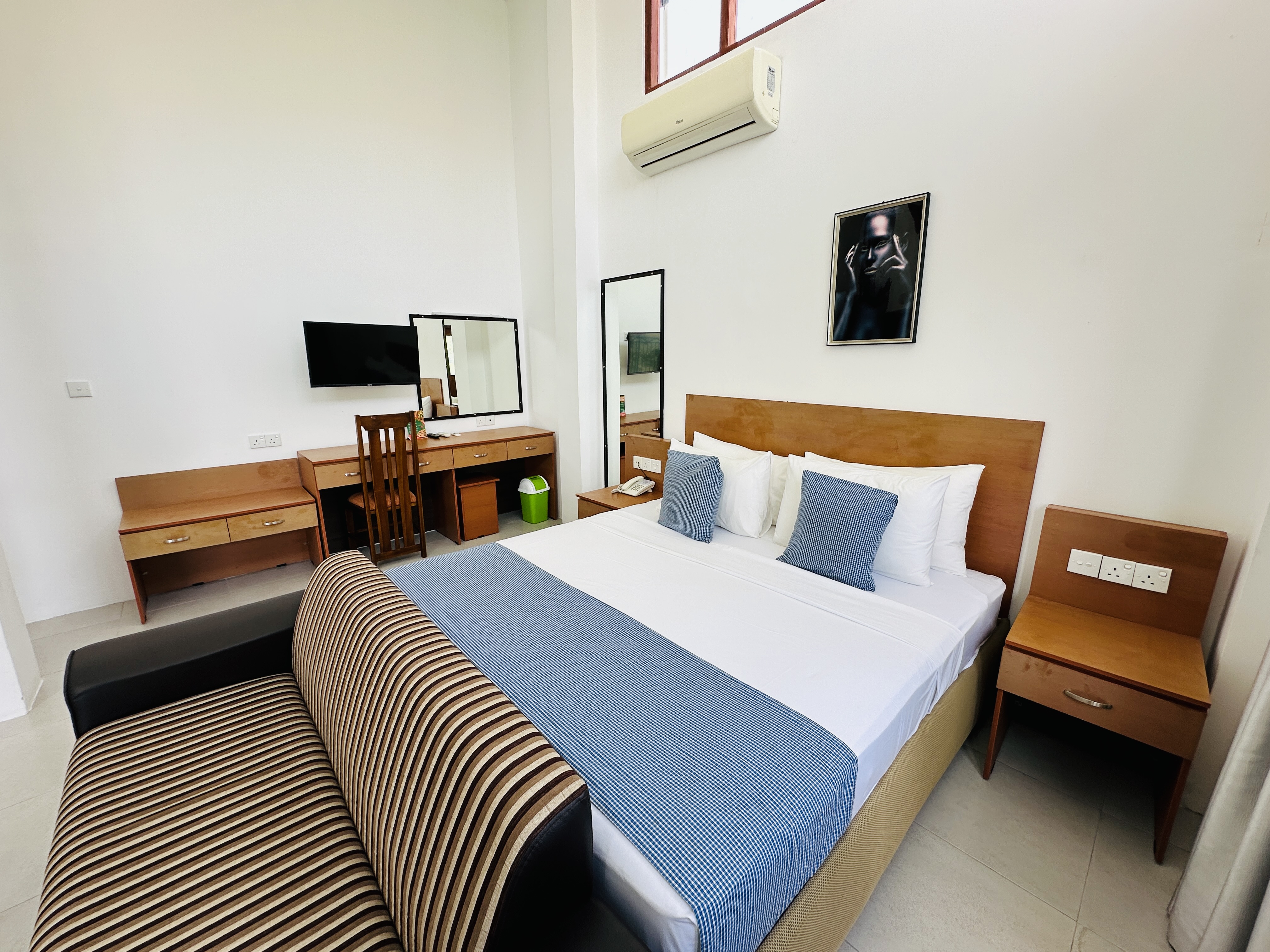 Quadruple with Balcony