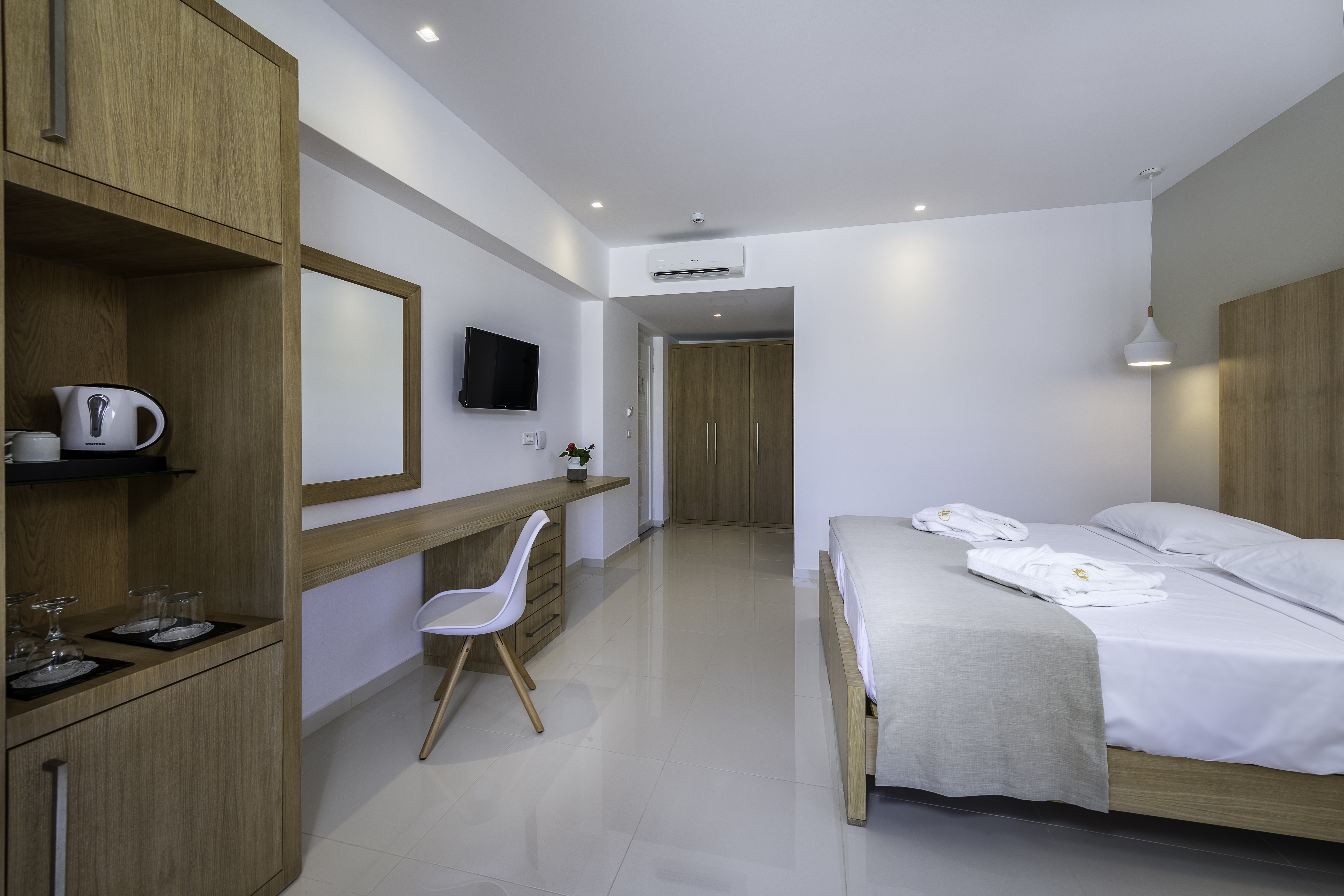 Double or Twin Deluxe