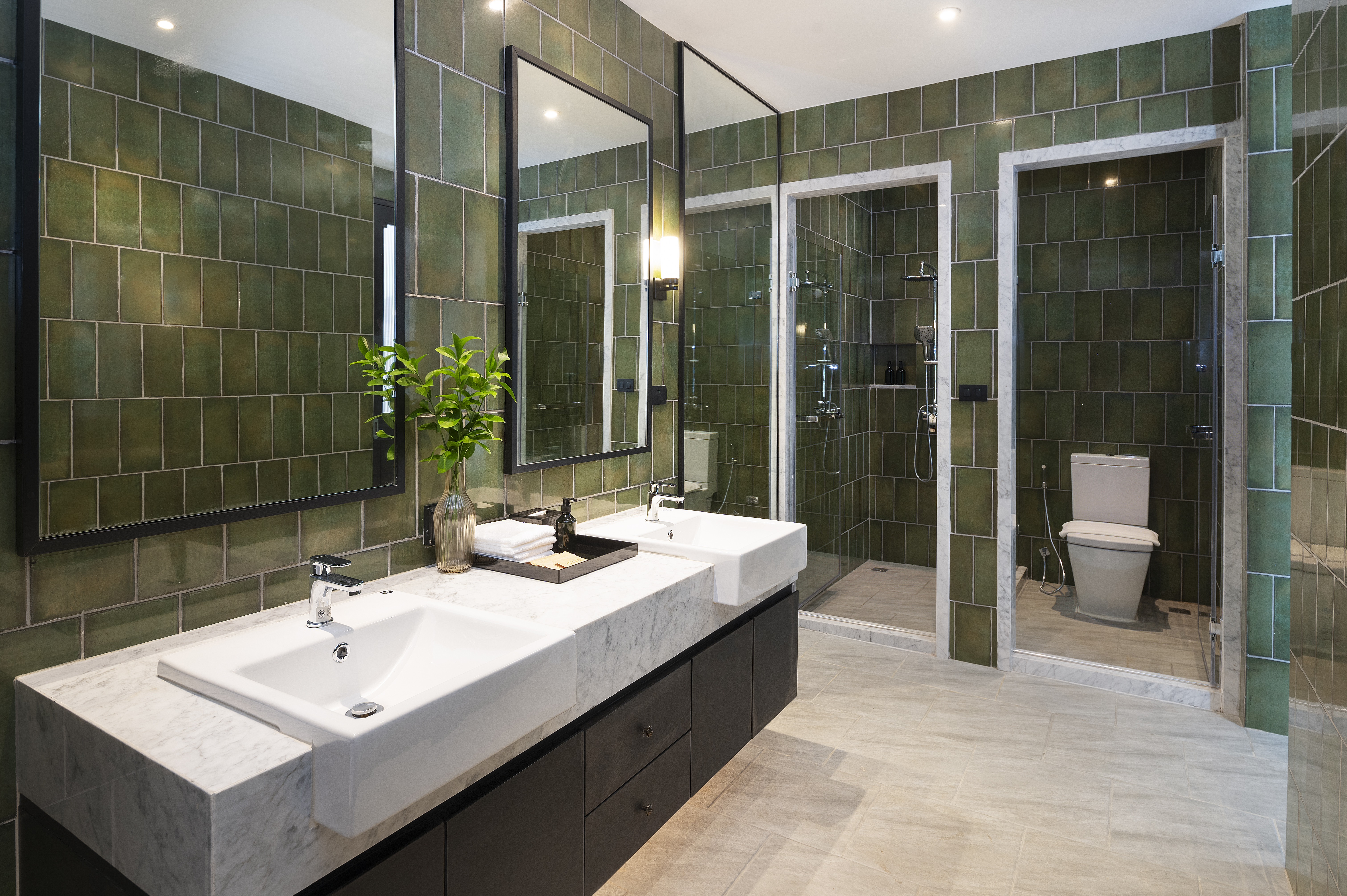 Suite with Balcony with Views