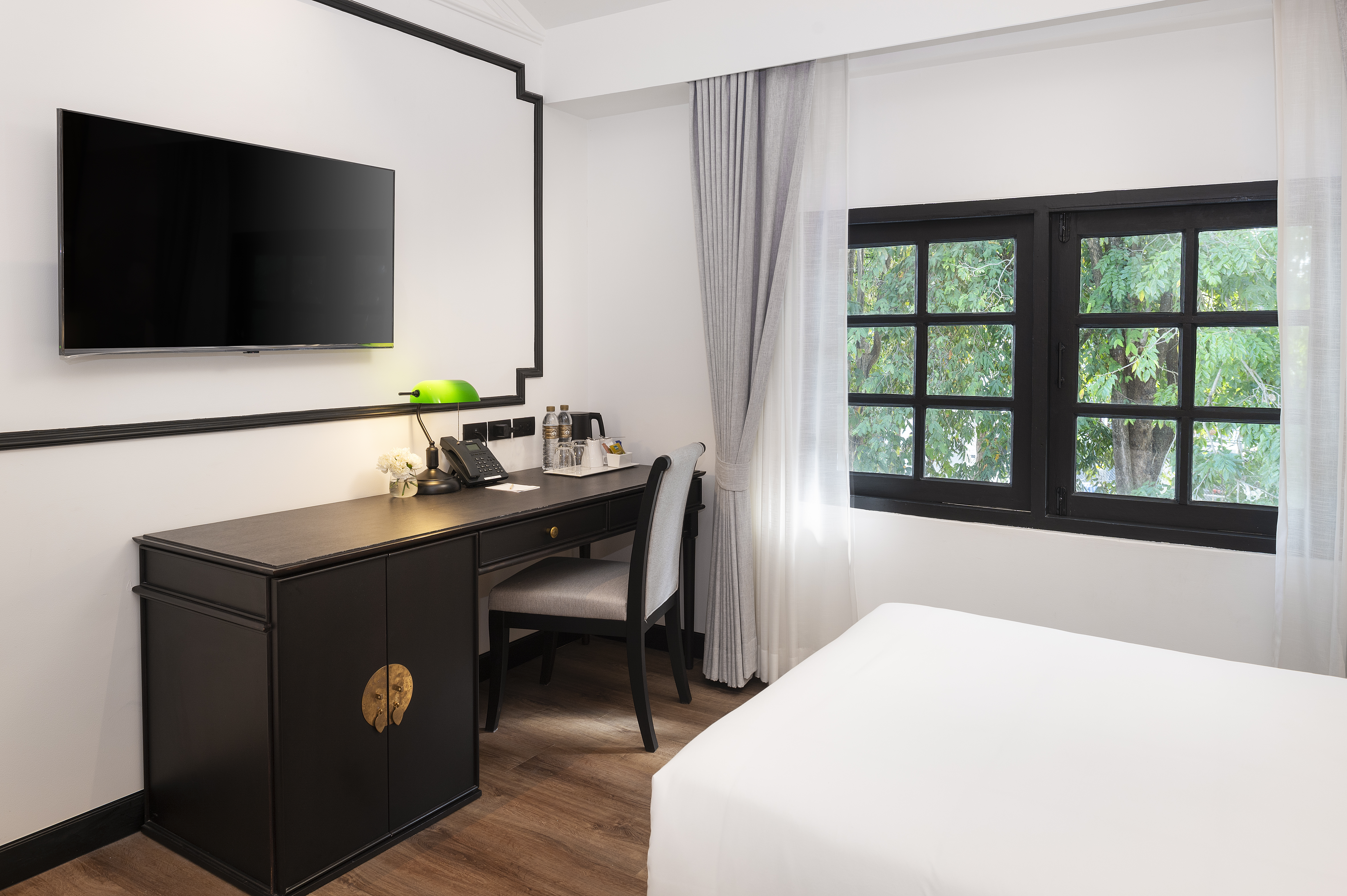 Double or Twin Deluxe