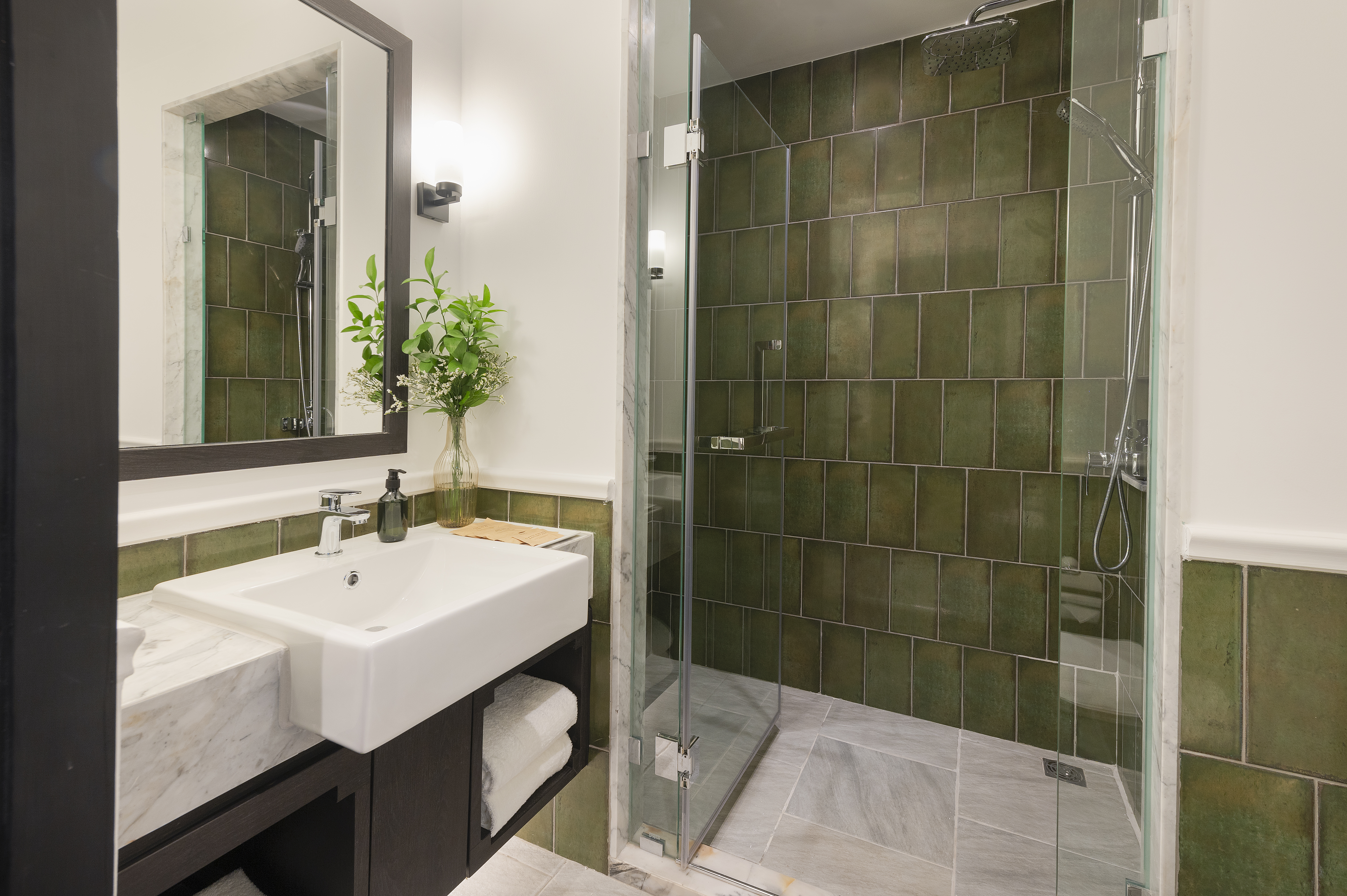 Double or Twin Deluxe