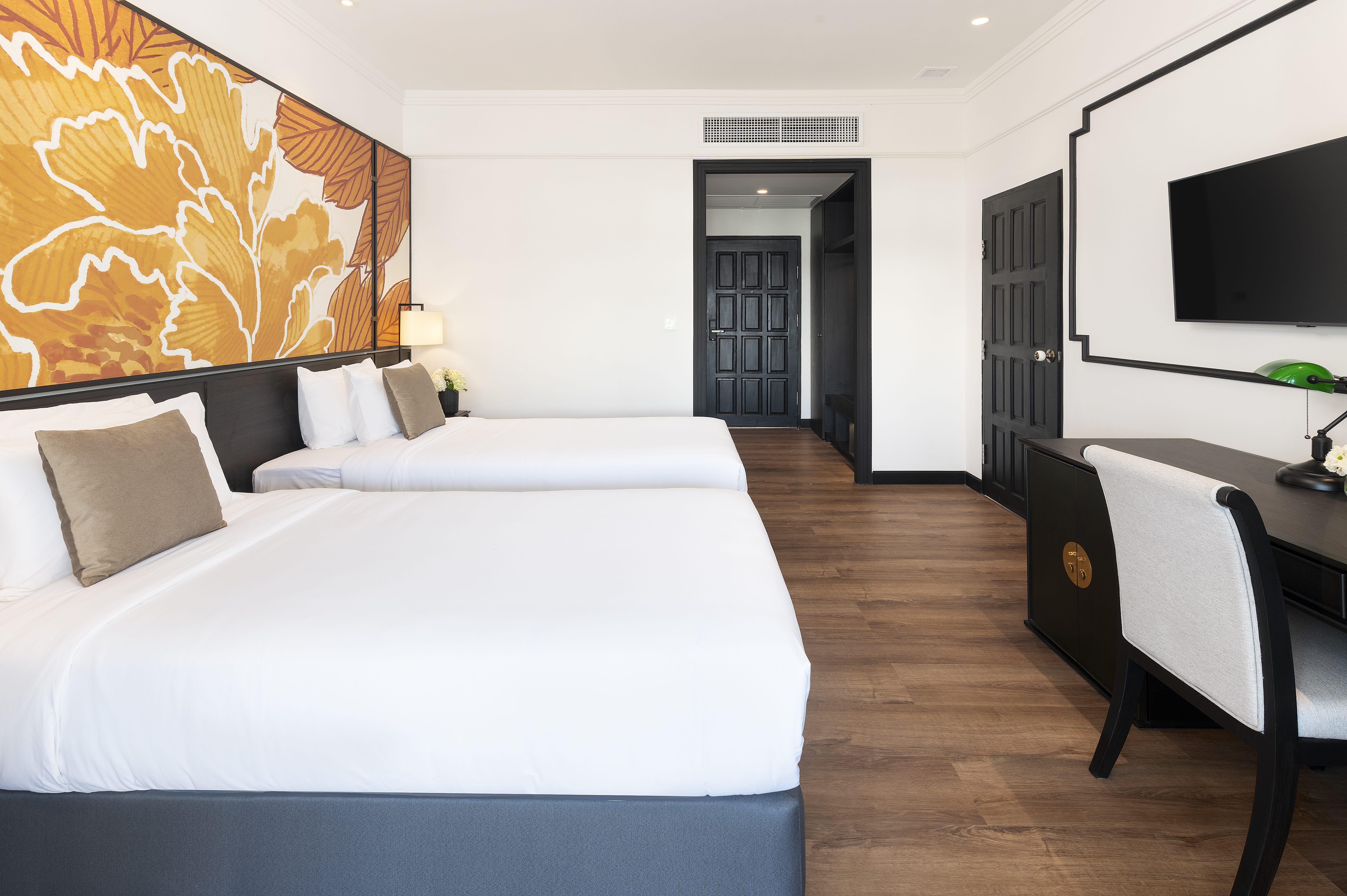 Family Room Connecting Room