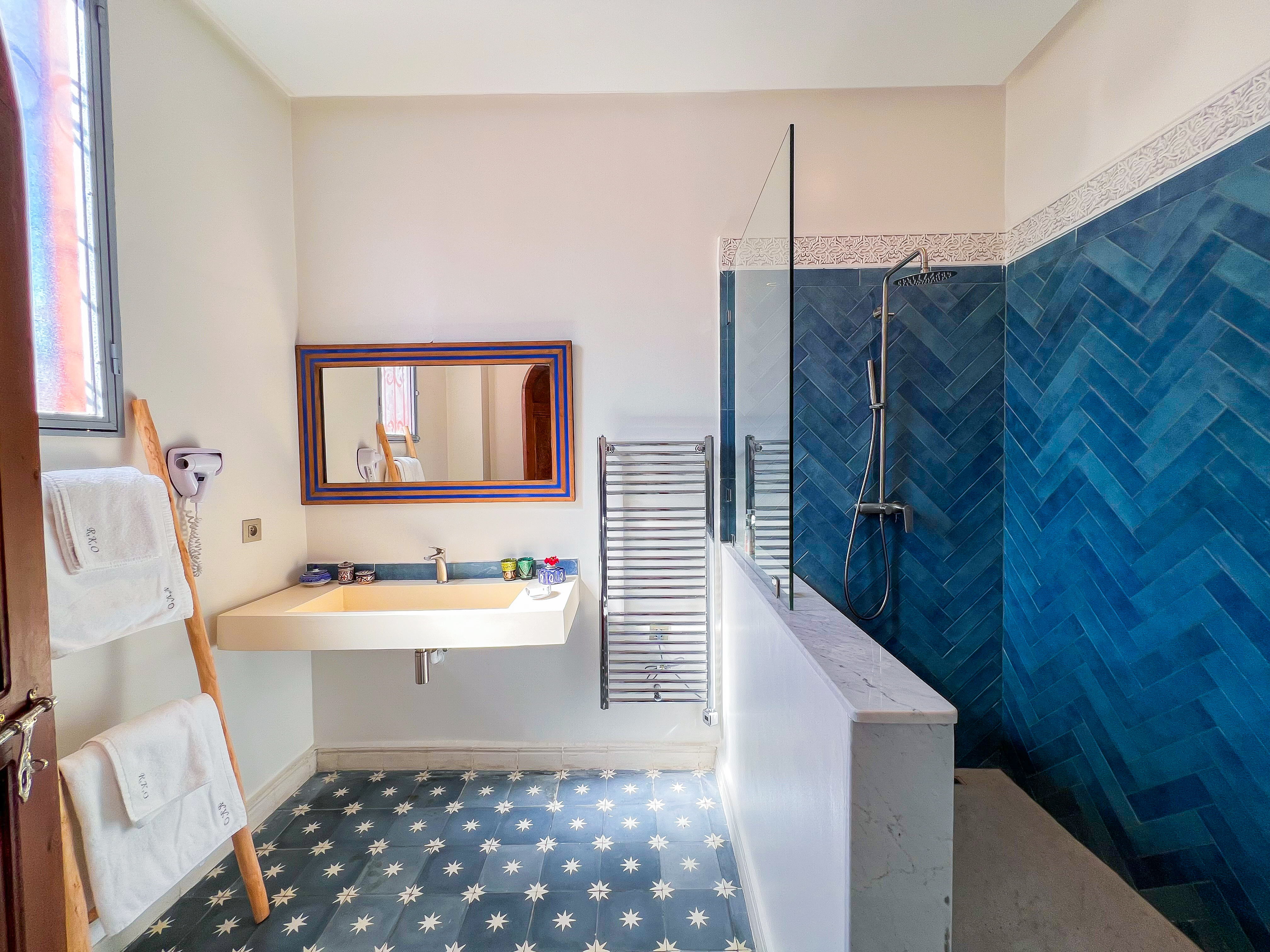 Double Deluxe One Bed